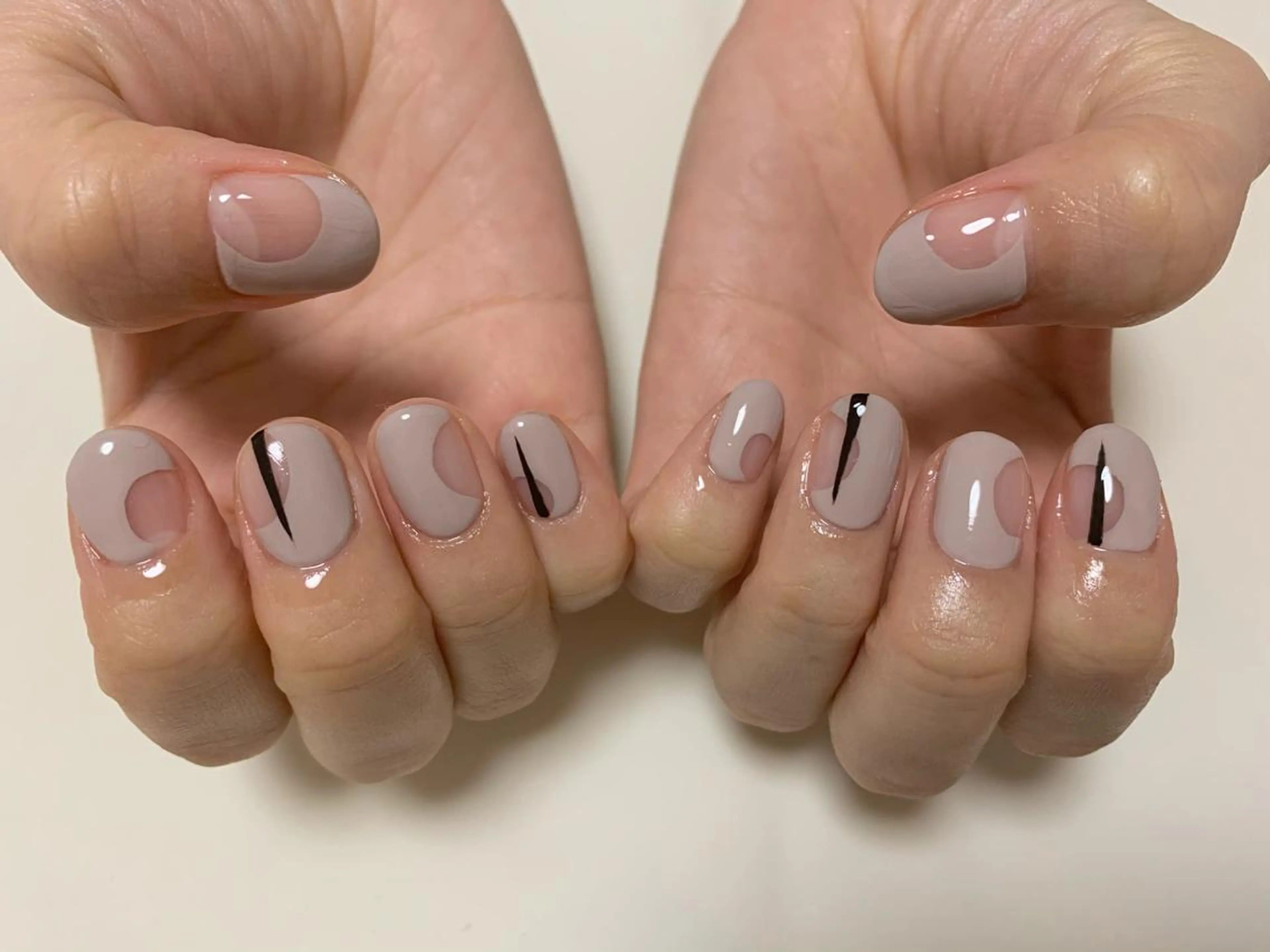 ネイル ハンドネイル 手塚 里奈のネイルデザイン