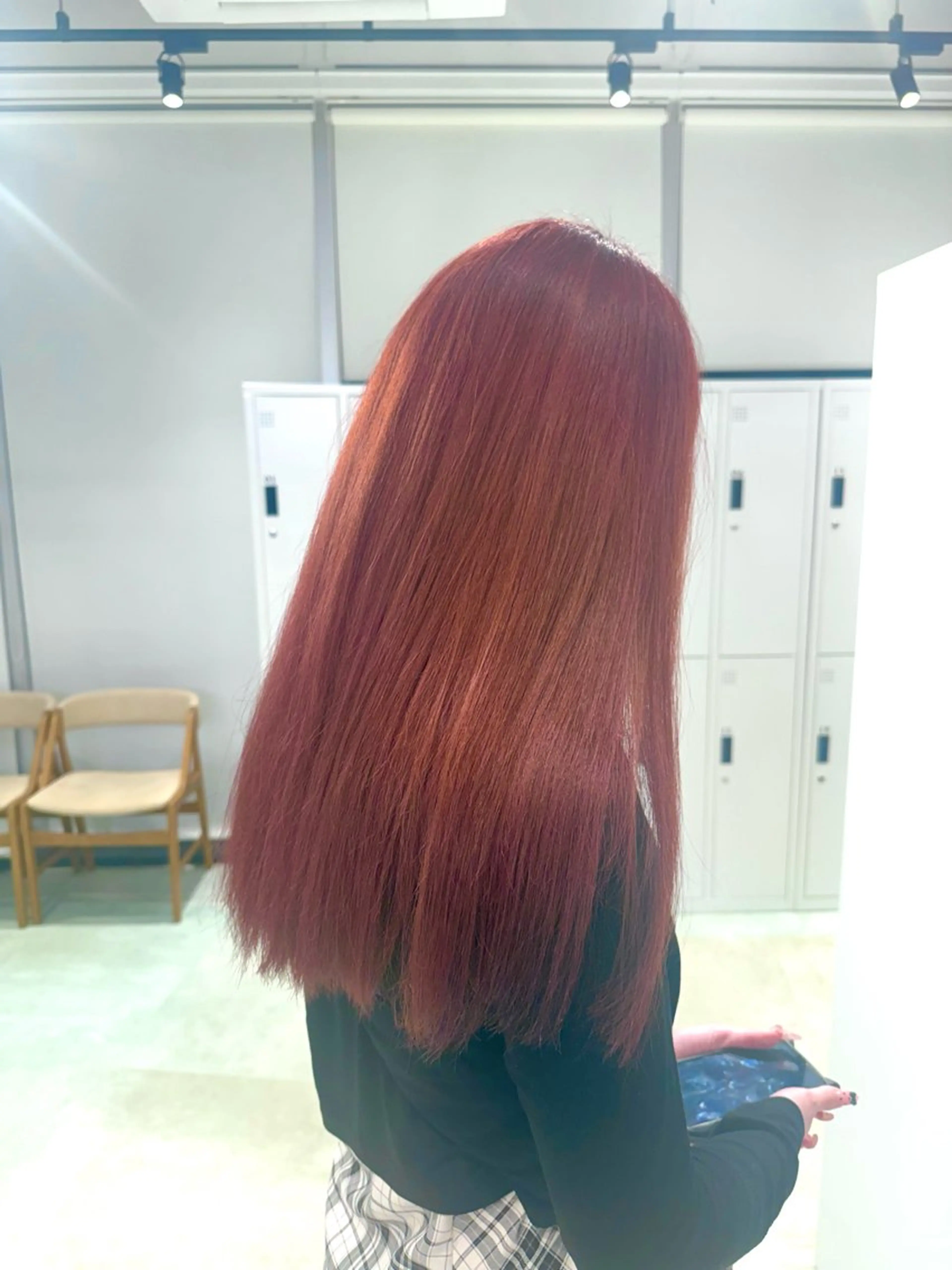 ロング カラー ブリーチ ボルドーカラー カット ヘアカラー ハイトーン/うる艶 カラー Mioのヘアスタイル
