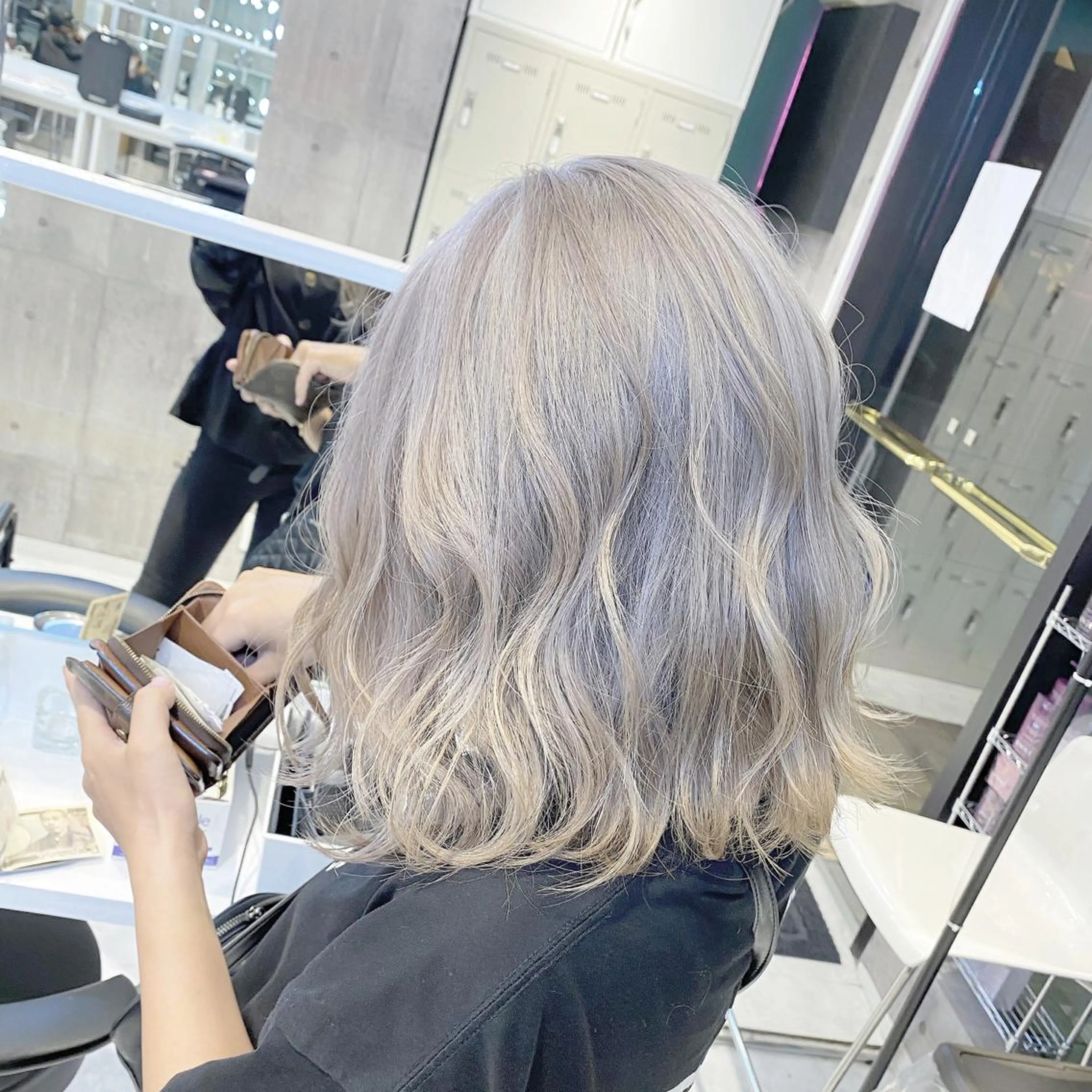 ミディアム 🤍ムラ修正ブリーチ 🤍原宿/YUUのヘアスタイル