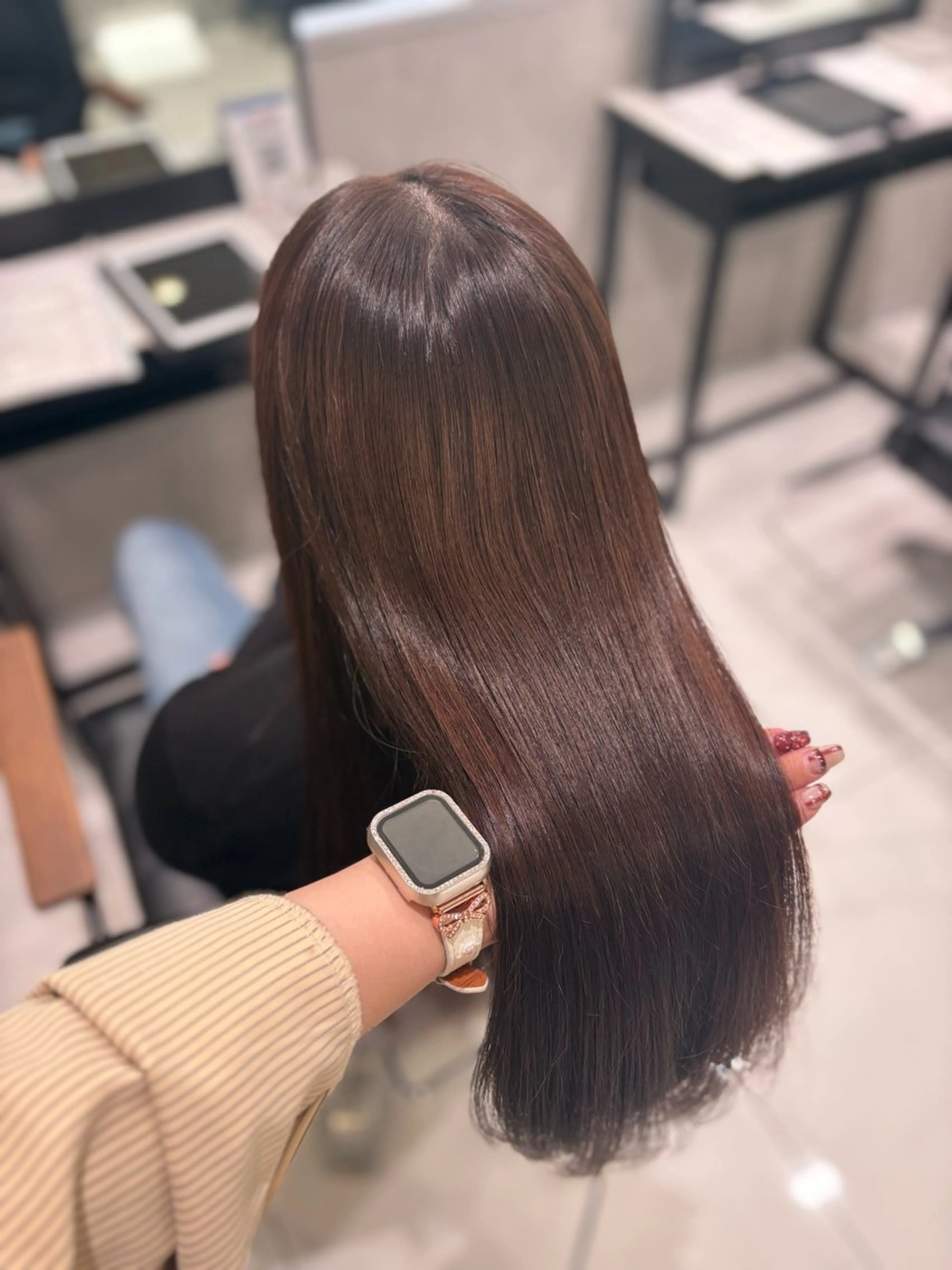 セミロング ヘアカラー トリートメント ﾊﾙｶ🌷顔周り /レイヤーカットのヘアスタイル