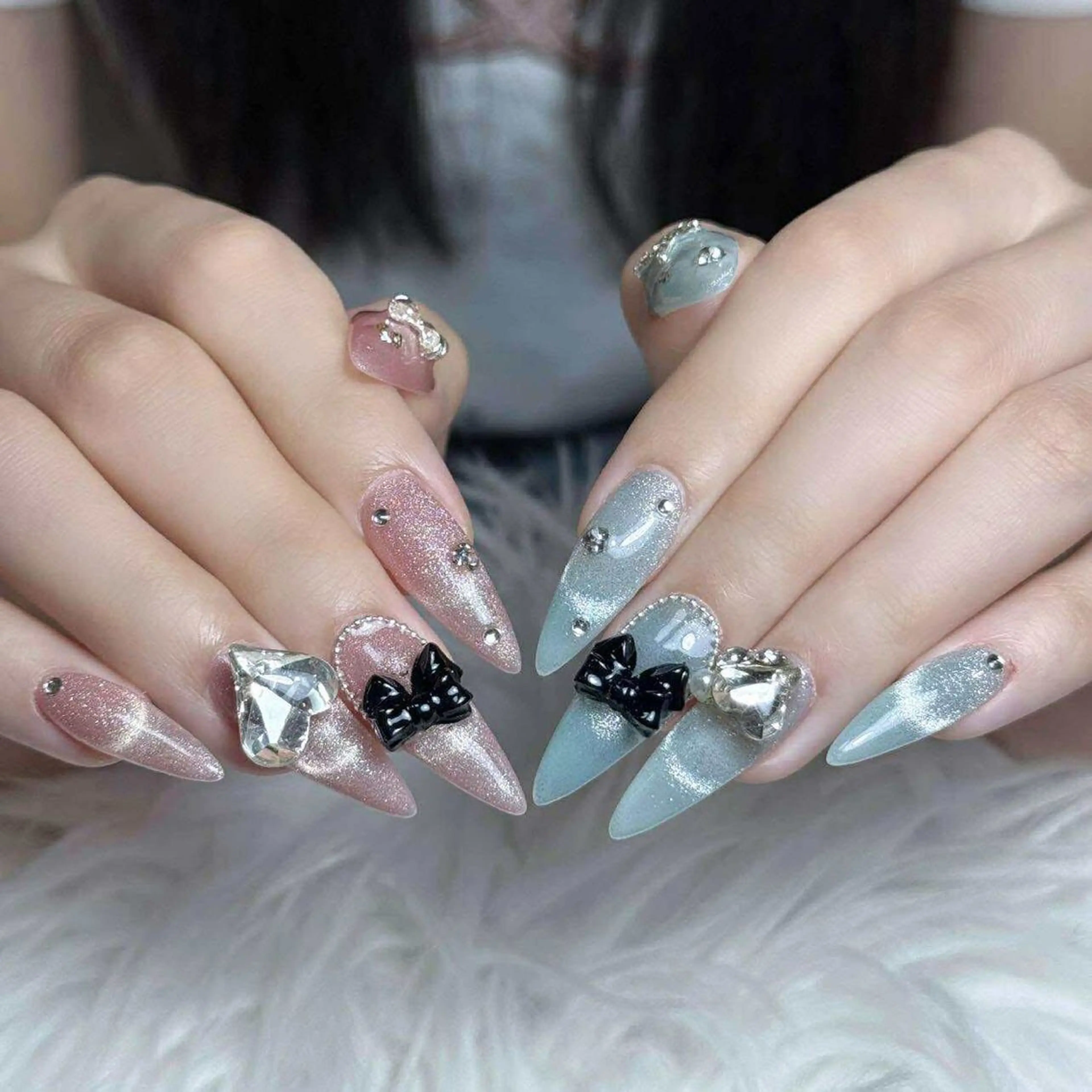 ネイル フレンチネイル ジェルネイル キラキラネイル 韓国ネイル マグネットネイル Julli NailStudioのネイルデザイン