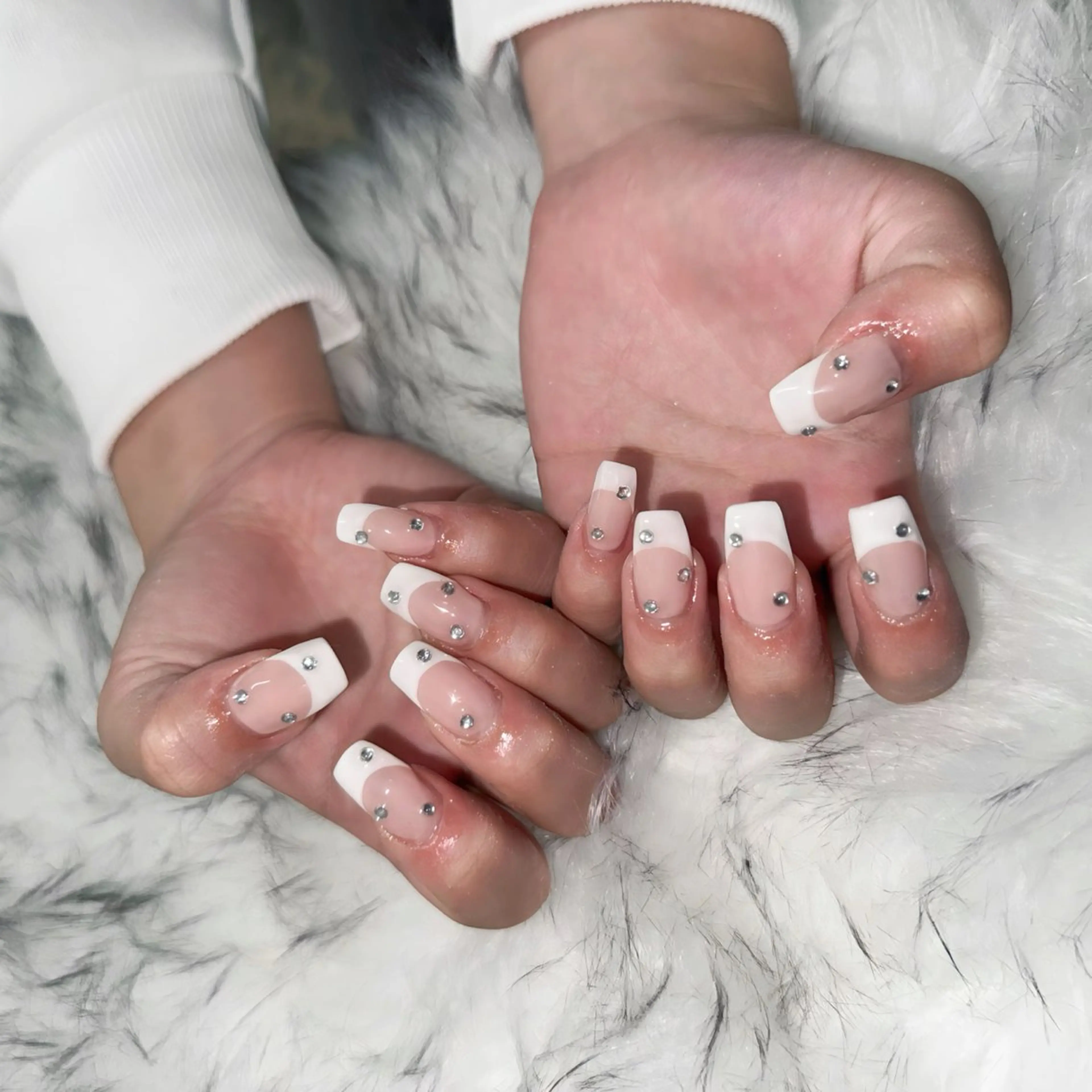 セミロング ハンドネイル mao .のネイルデザイン