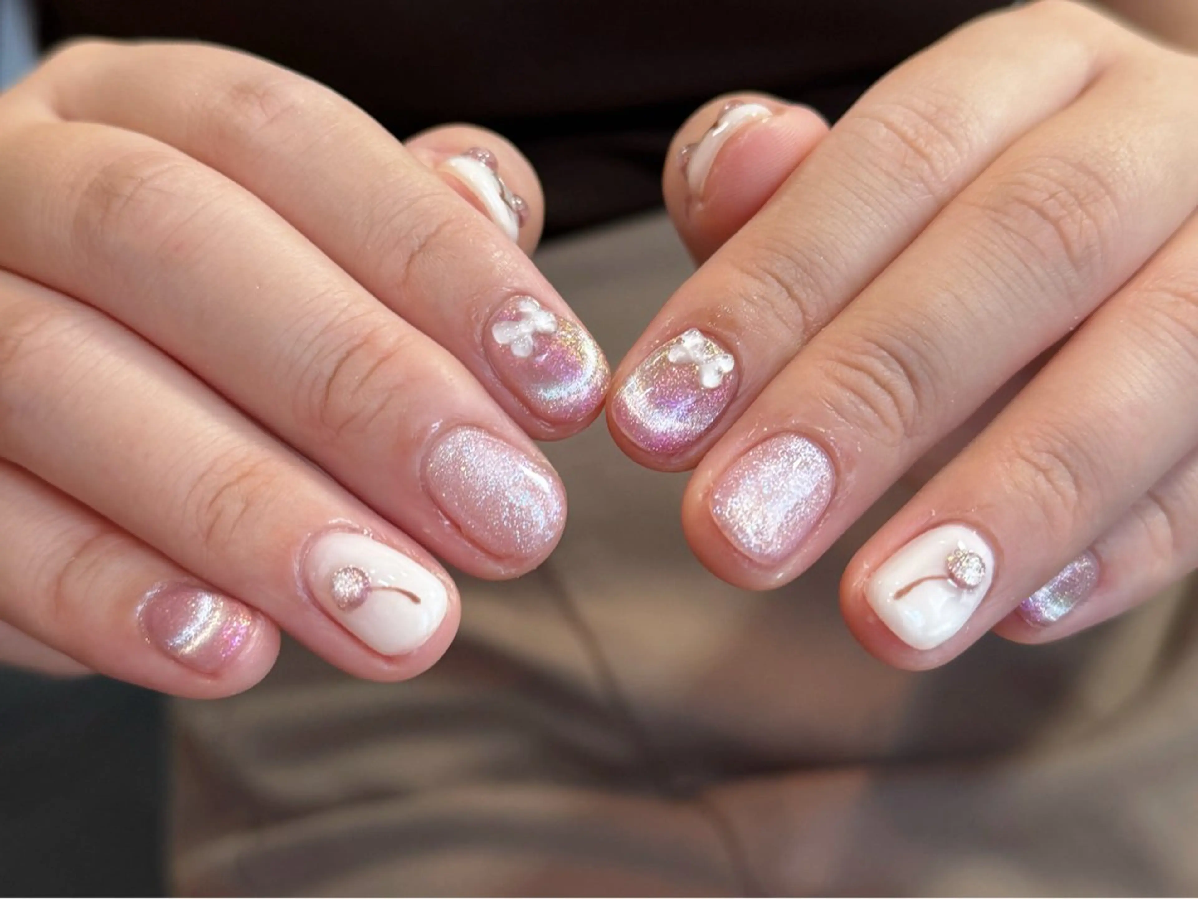 ネイル オーロラネイル 長さ出し フレンチネイル ジェルネイル ガラスフレンチ Rela・S NAILのネイルデザイン