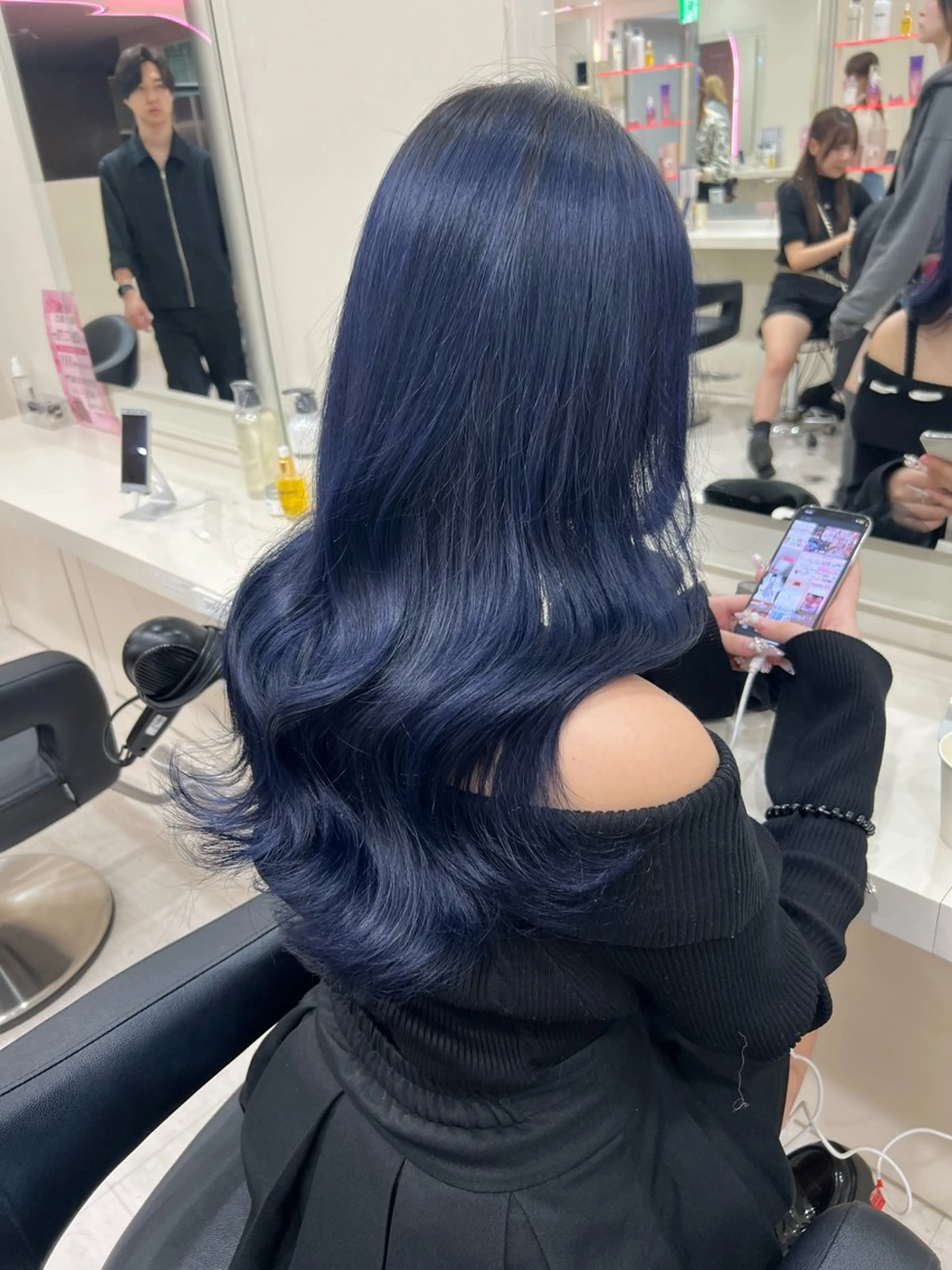 ロング ヘアカラー トリートメント メンズレディース お任せください伊織のヘアスタイル