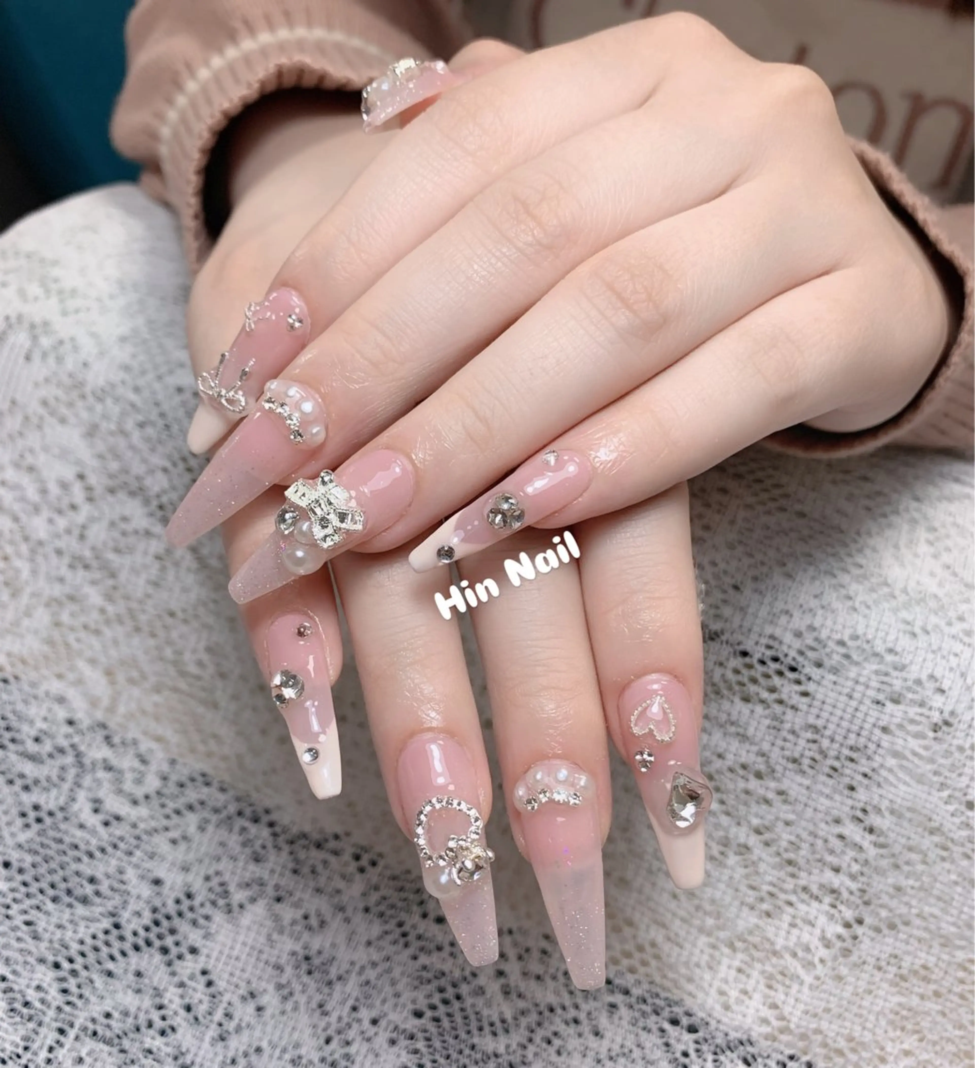 ネイル HIN NAILのネイルデザイン