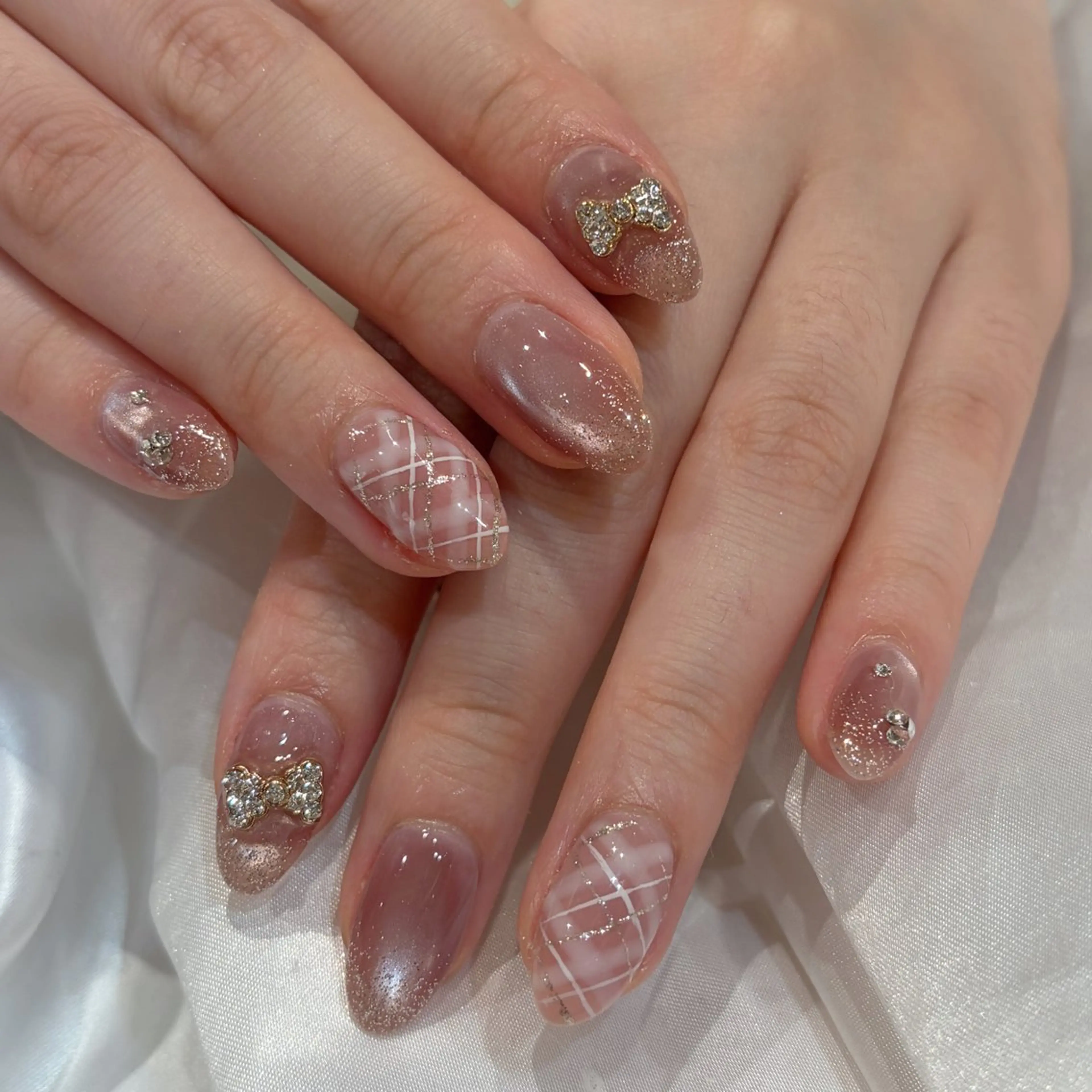 ネイル ハンドネイル sayuri ໒꒱のネイルデザイン