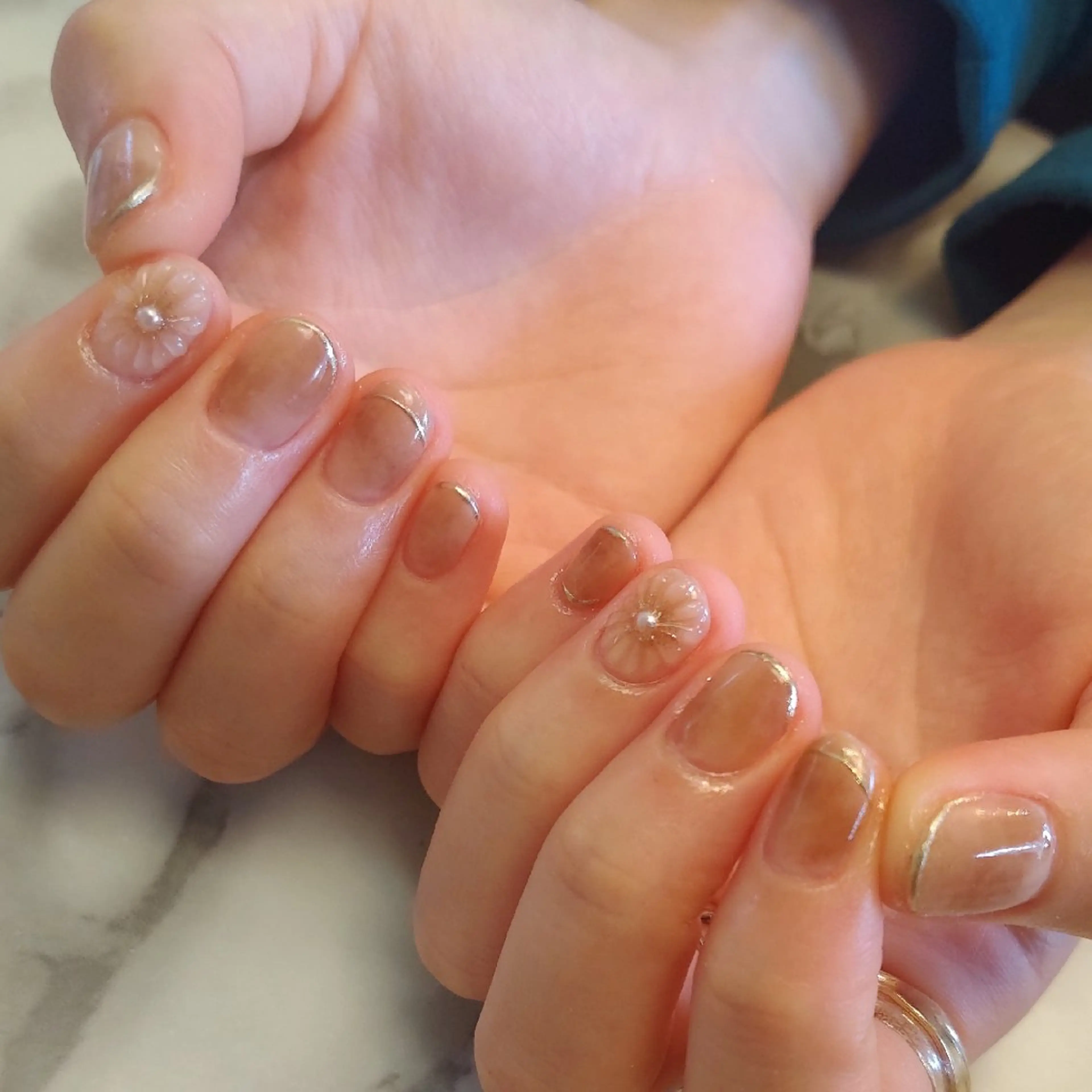 ネイル ニュアンスネイル ジェヌインネイル 河内のネイルデザイン