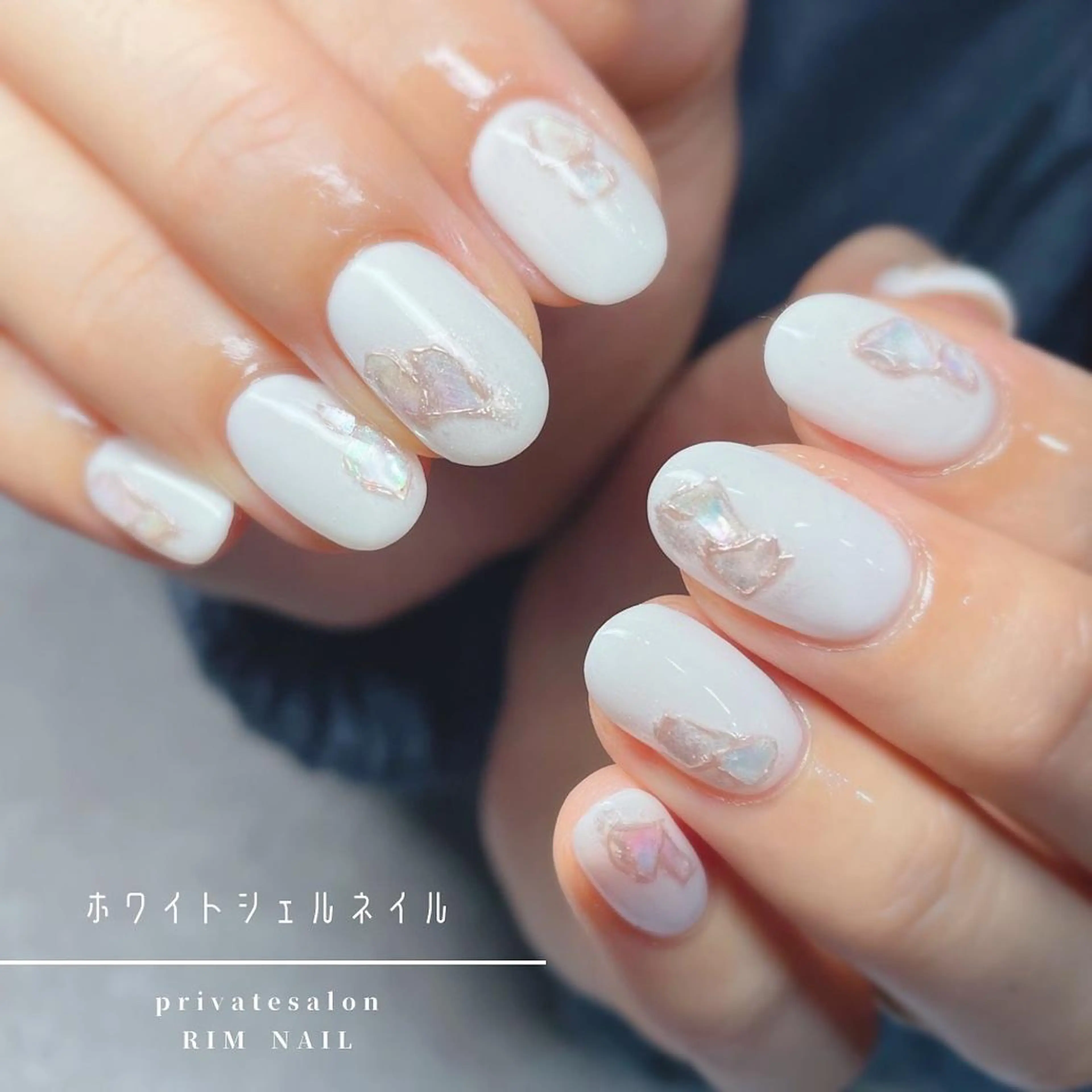 ネイル ミラーネイル ホワイト ハンドネイル RIMNAIL リムネイルのネイルデザイン