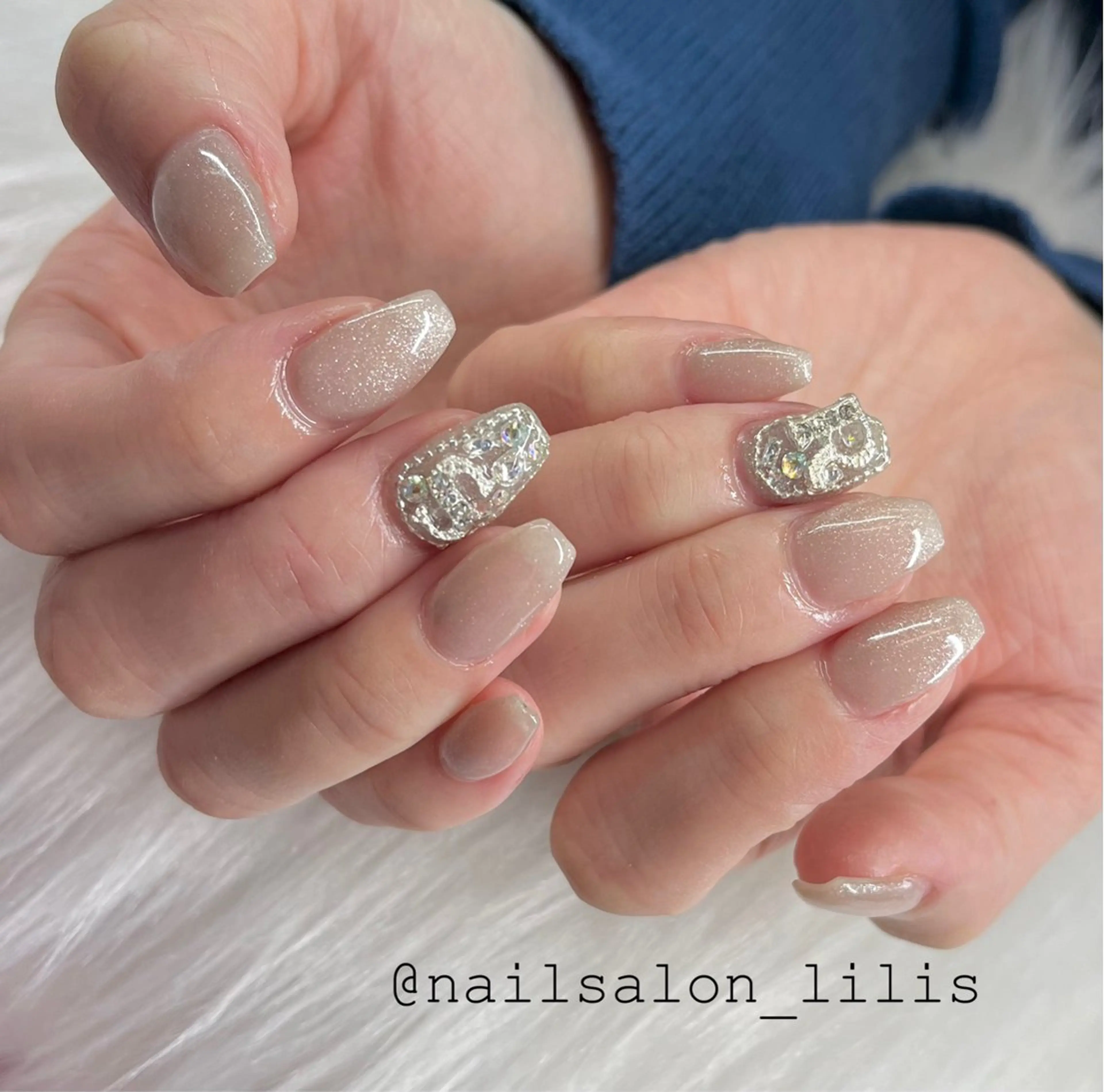 ネイル マグネットネイル nailsalon Lilisのネイルデザイン