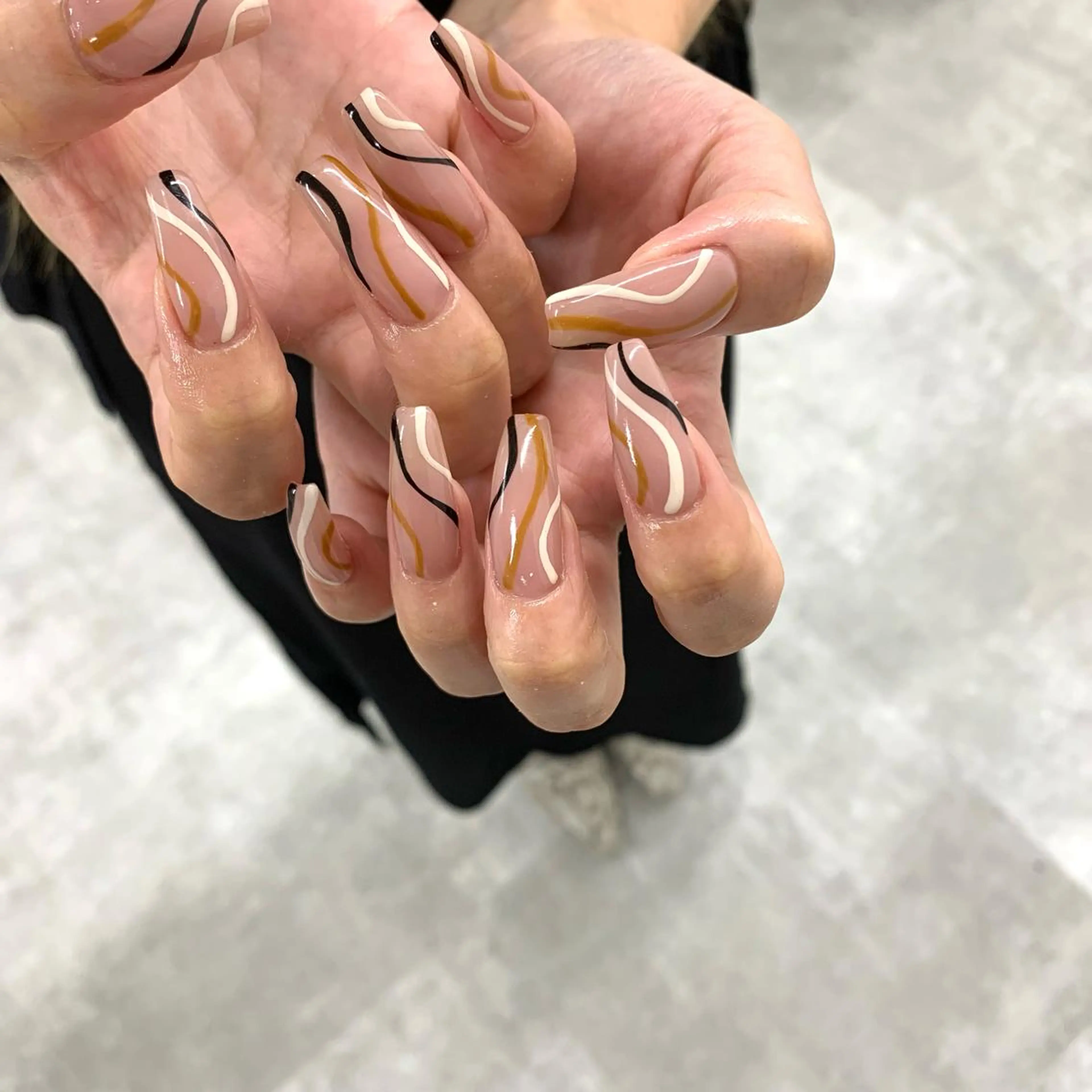 ネイル _white 上本町店のネイルデザイン