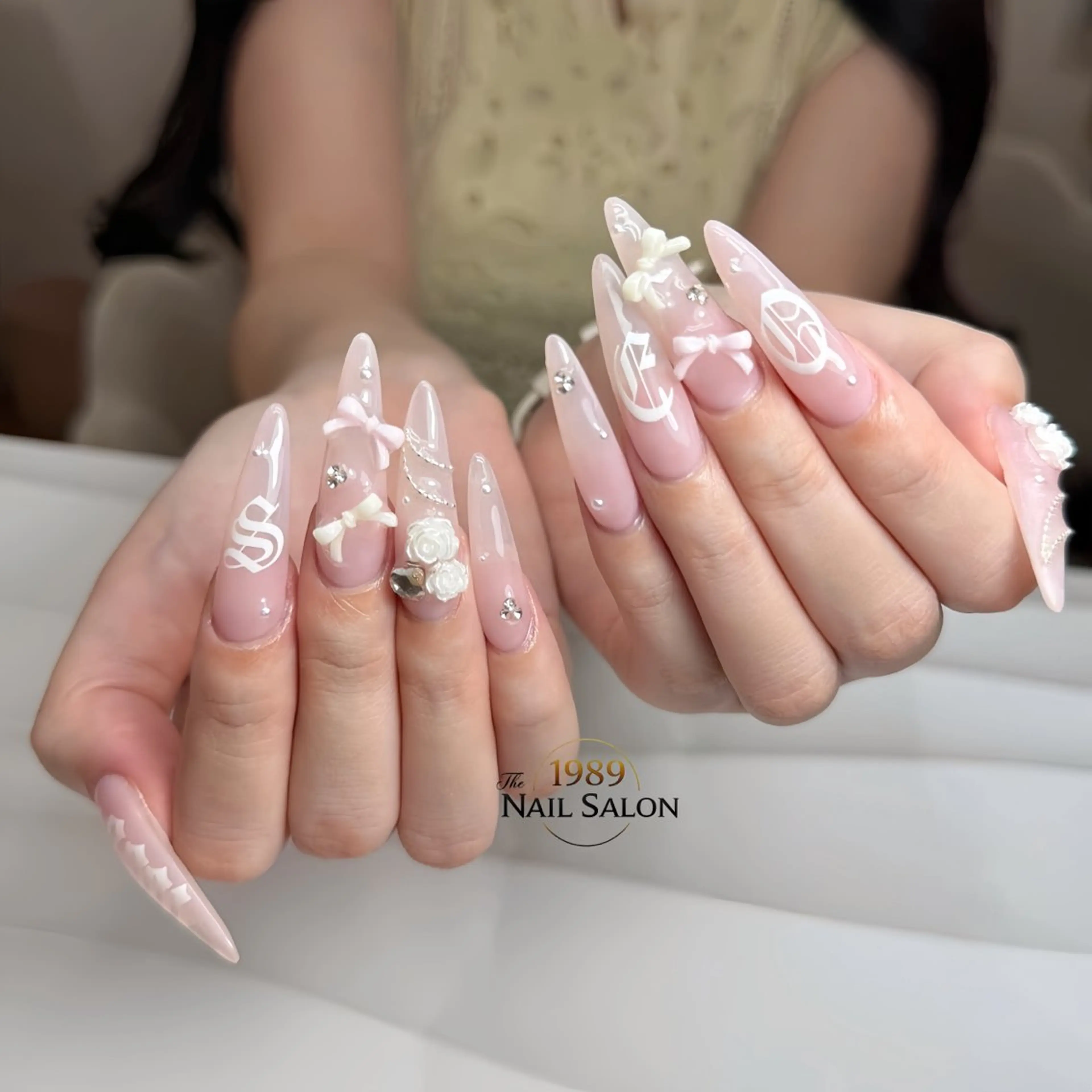 ネイル ハンドネイル The 1989 Nail Salonのネイルデザイン