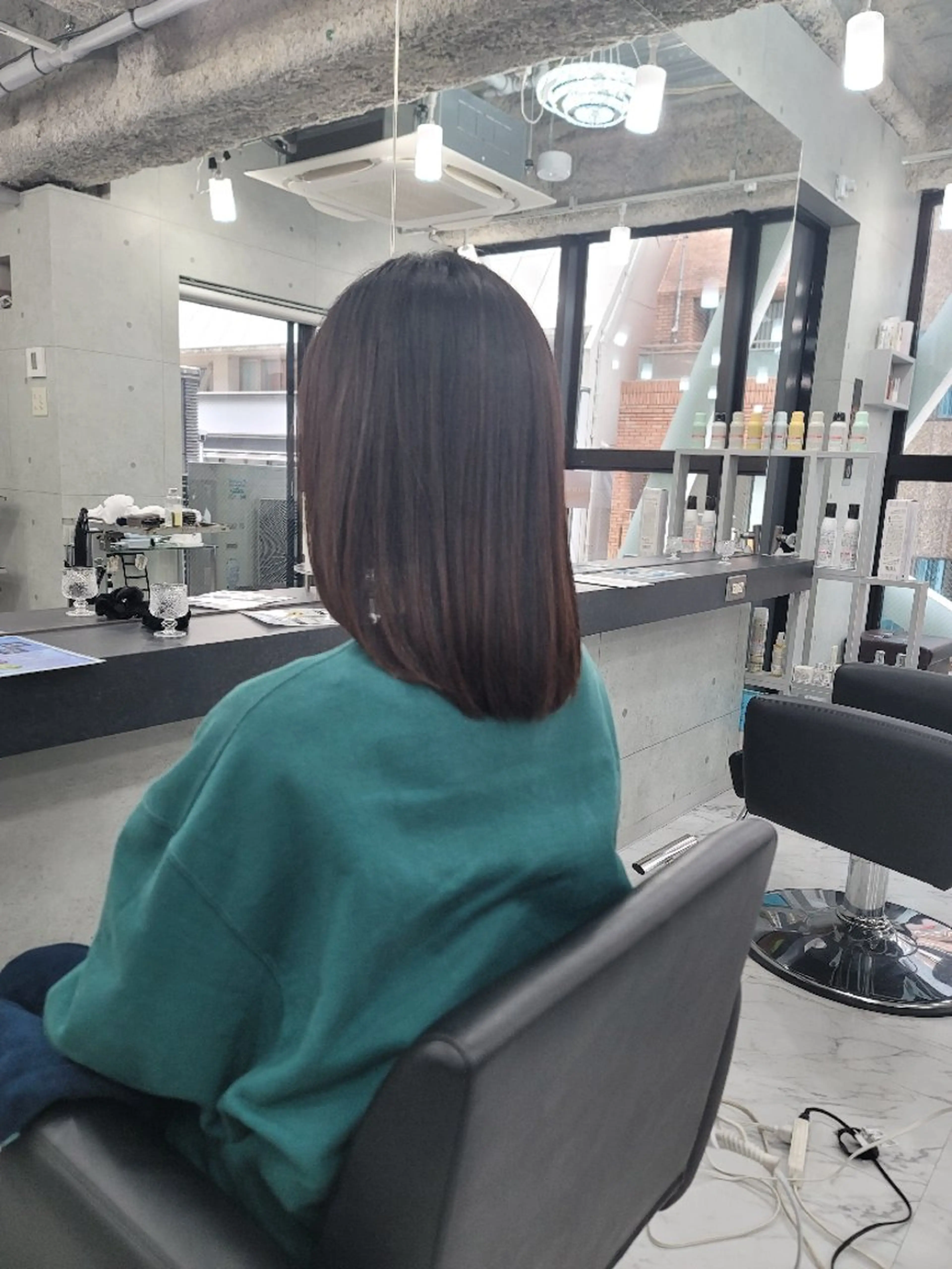 セミロング カラー ❇️安達 優心❇️ レイヤー/艶髪特化のヘアスタイル