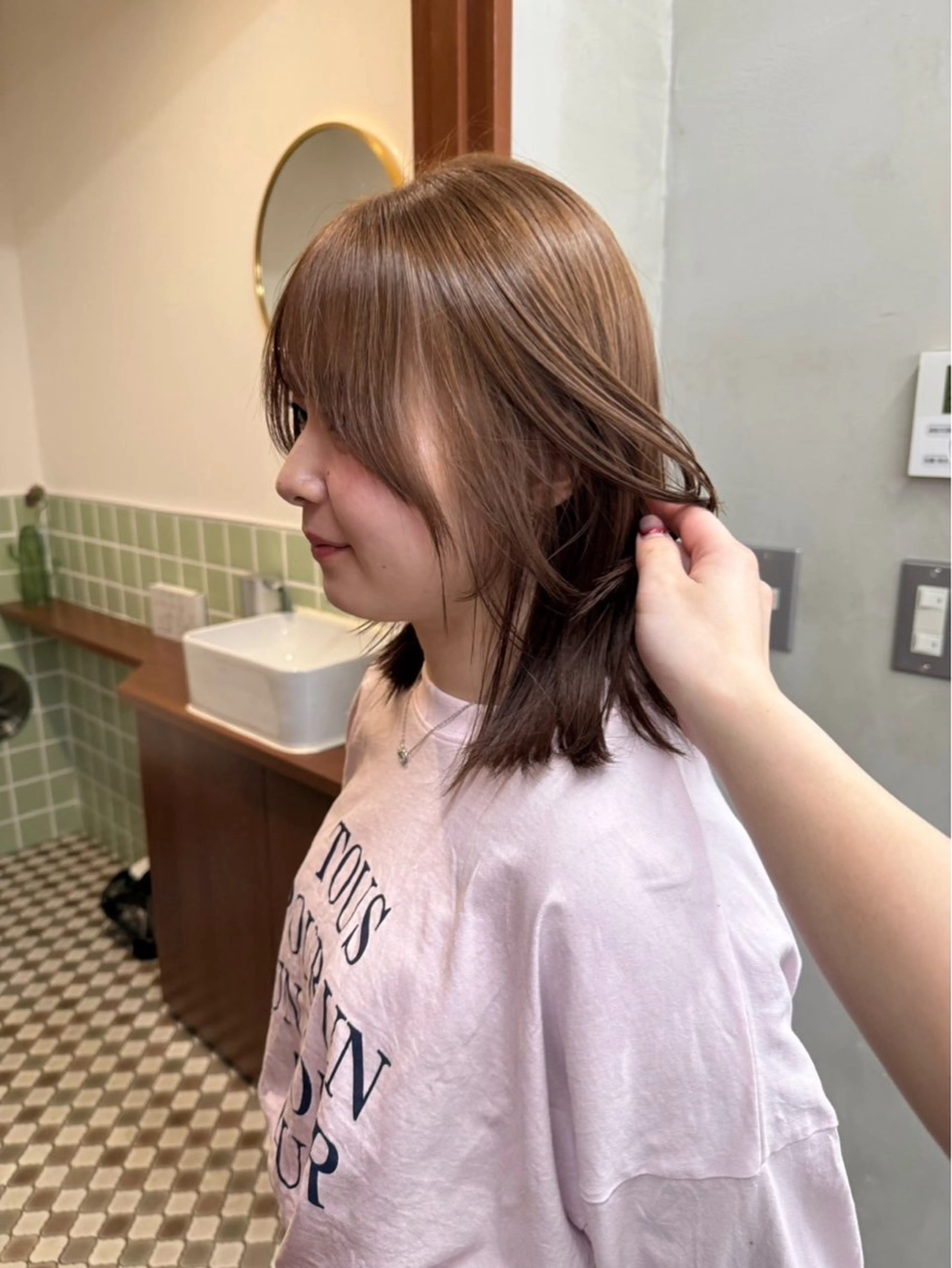 ミディアム カラー ベージュカラー ブラウンカラー 透明感カラー 外ハネヘア 原宿/スパイキー ショート/イノのヘアスタイル