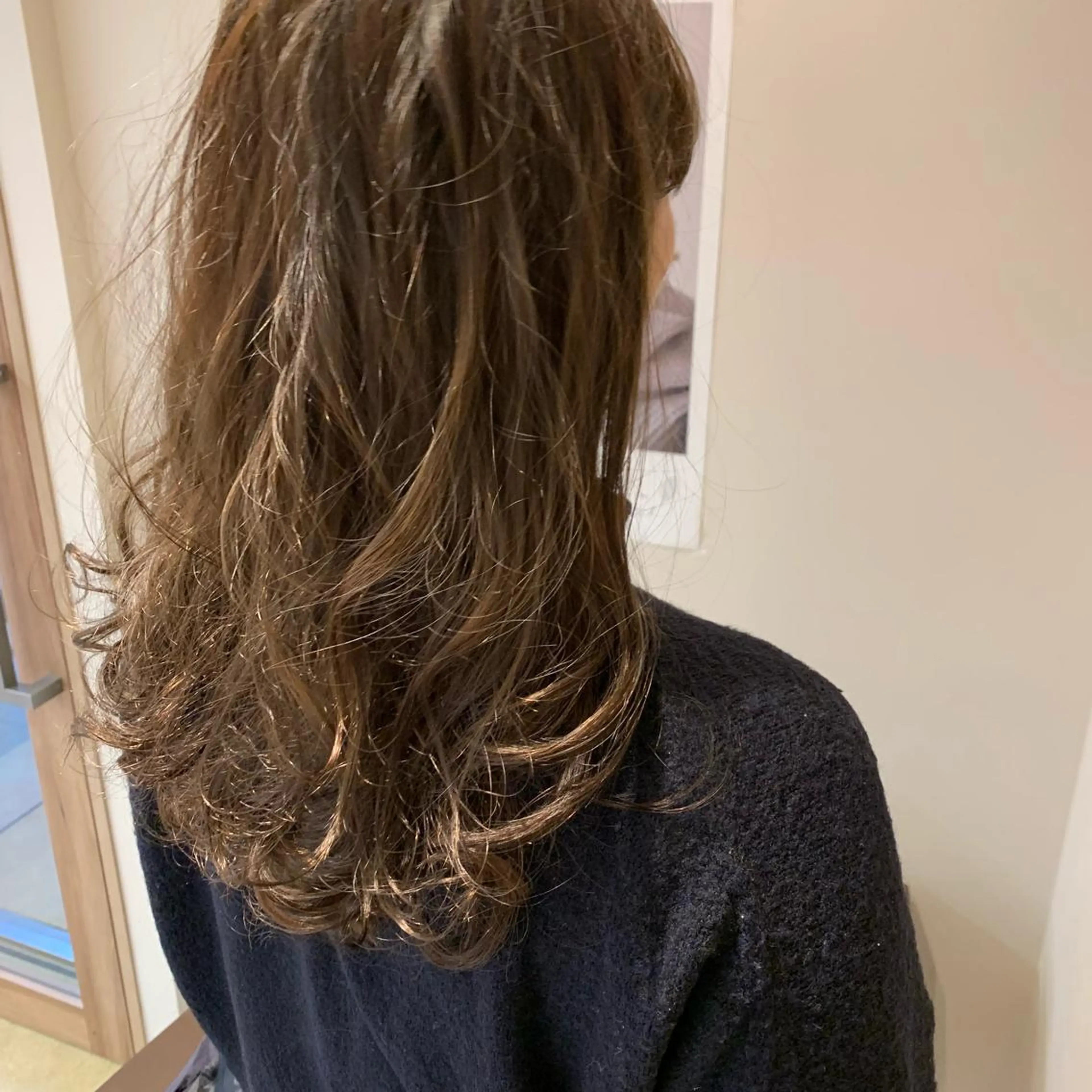 セミロング ヘアカラー 👑満足度1000% 重村 春奈👑のヘアスタイル