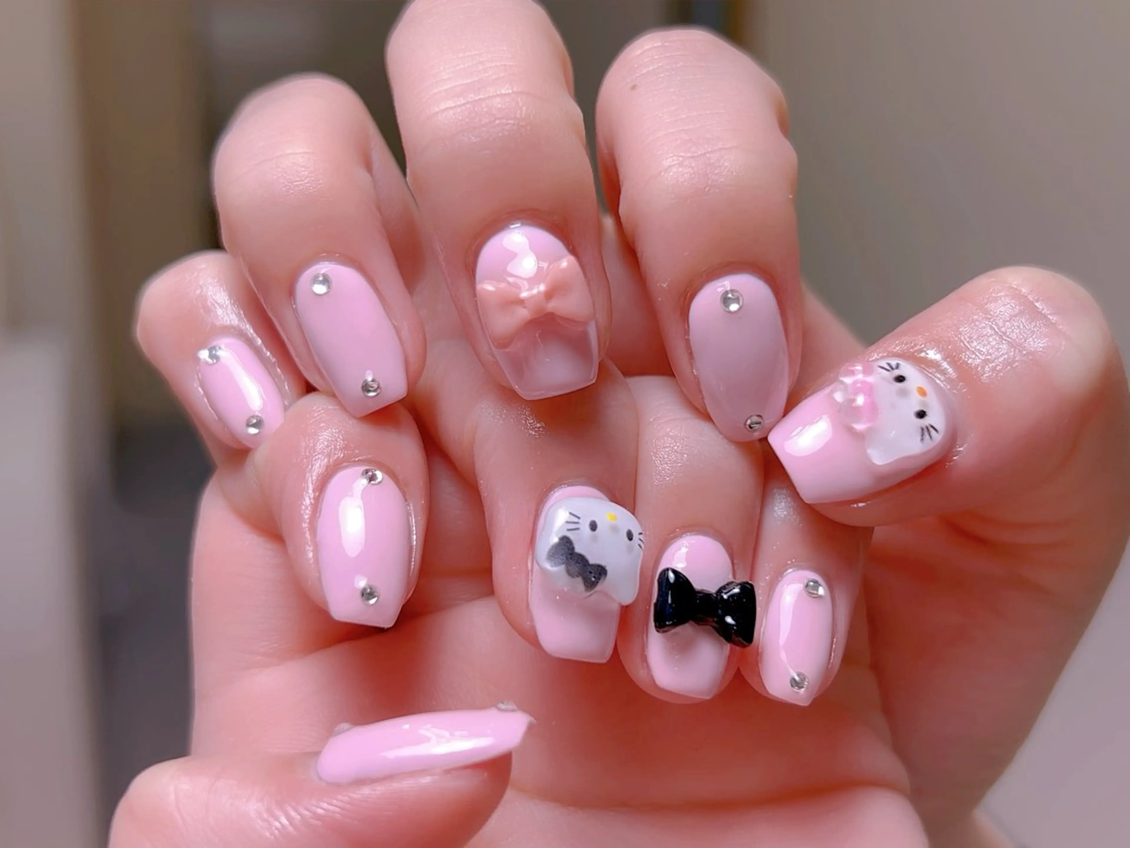 ネイル フレンチネイル ジェルネイル グラデーション 韓国ネイル マグネットネイル ハンドネイル 【長さ出し】 IRIS NAILのネイルデザイン