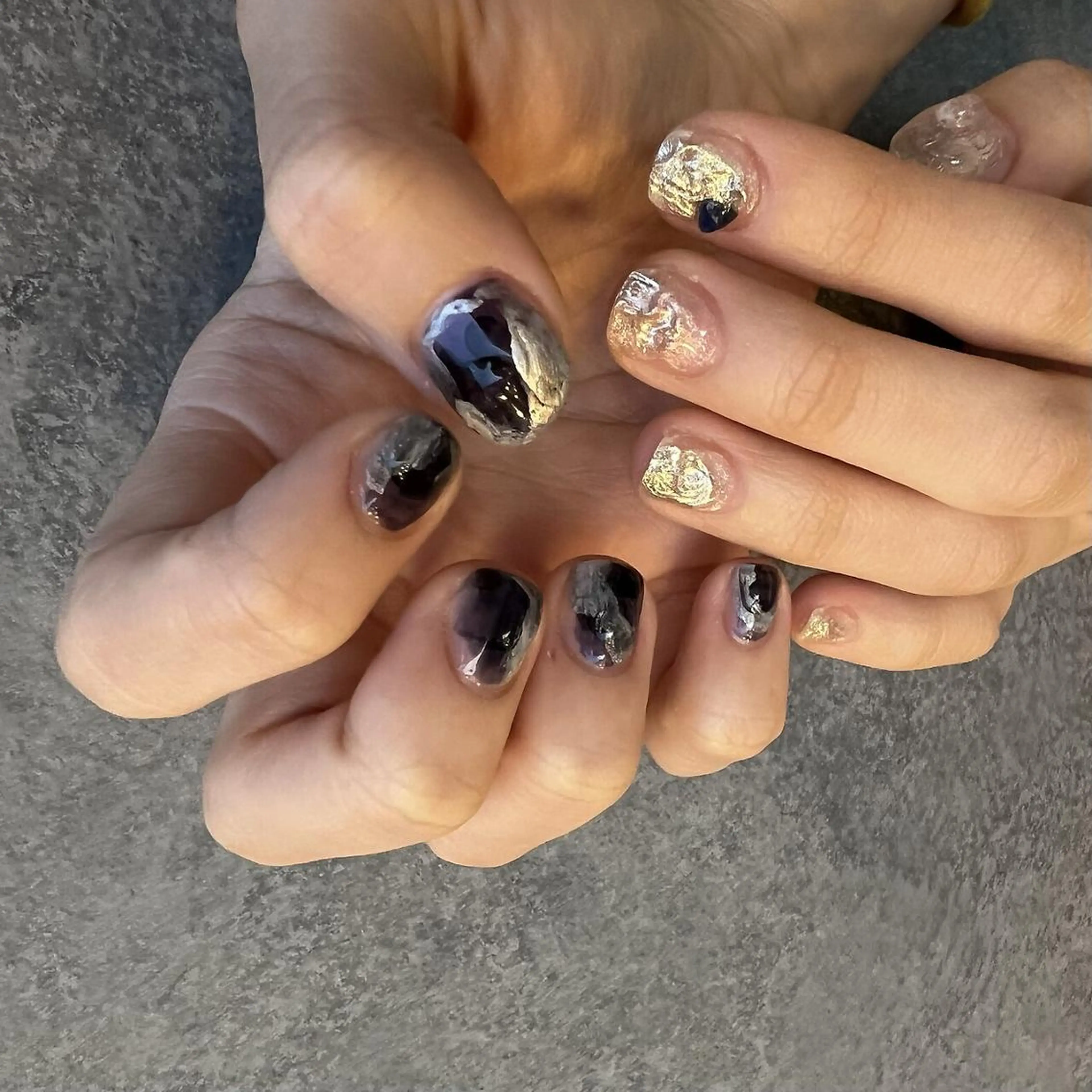 ネイル フレンチネイル ジェルネイル ガラスフレンチ グラデーション マグネットネイル ハンドネイル 【パラジェル認定】 newiネイル京橋のネイルデザイン