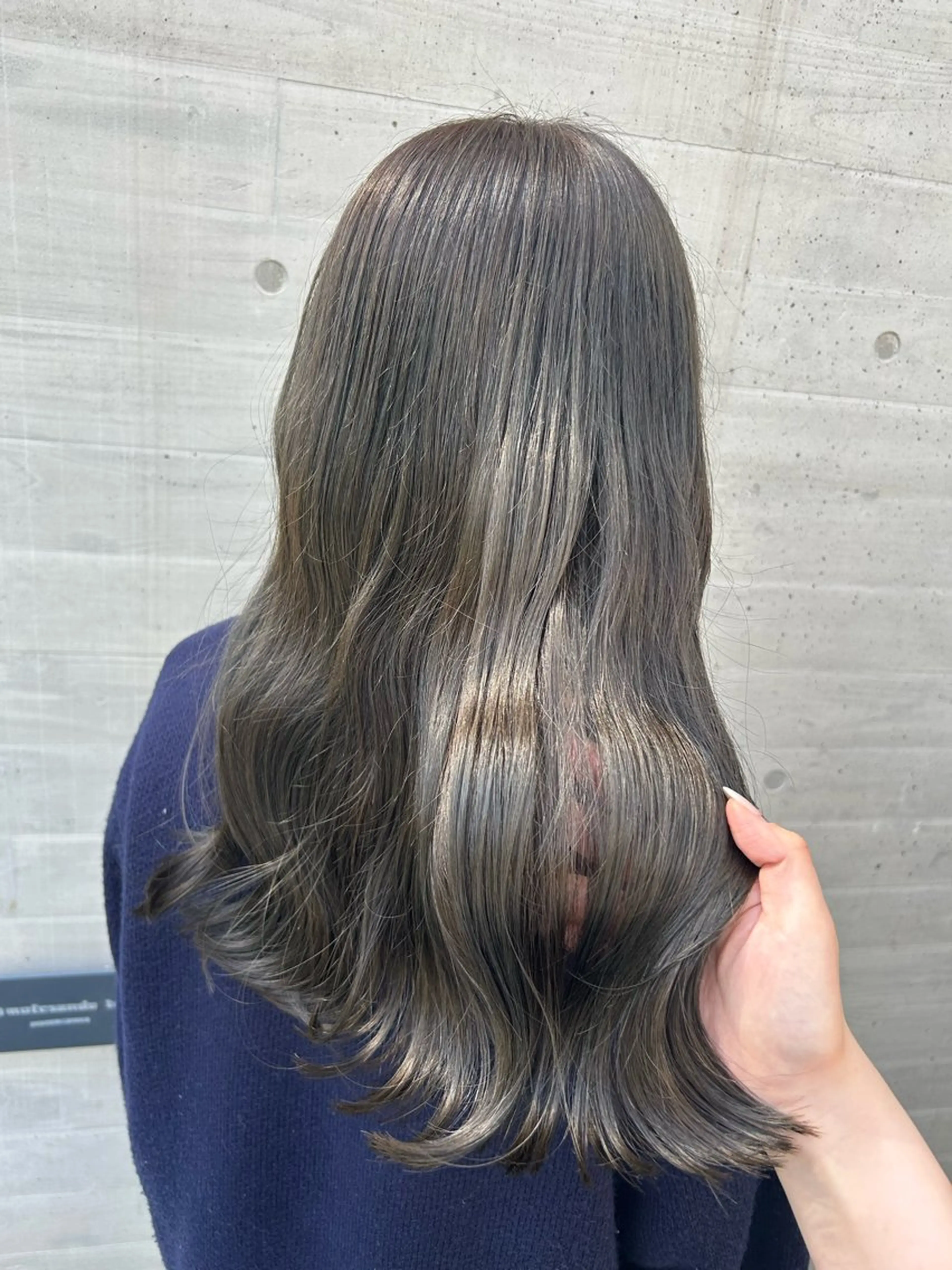 セミロング ヘアカラー トリートメント LOE Yuuka/42🩵のヘアスタイル