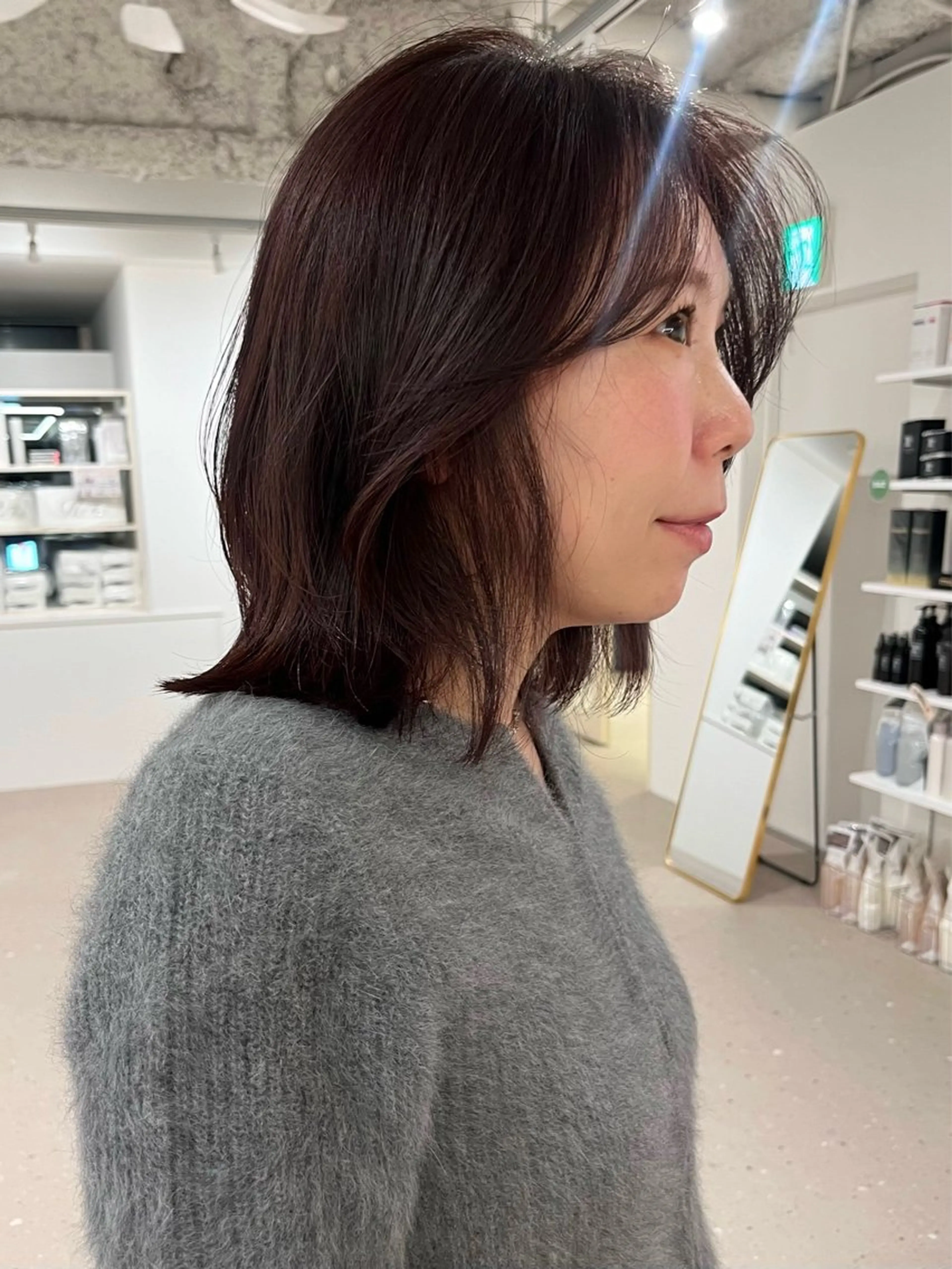 ミディアム ラベンダーブラウン レイヤーカット 箱崎 凪沙のヘアスタイル