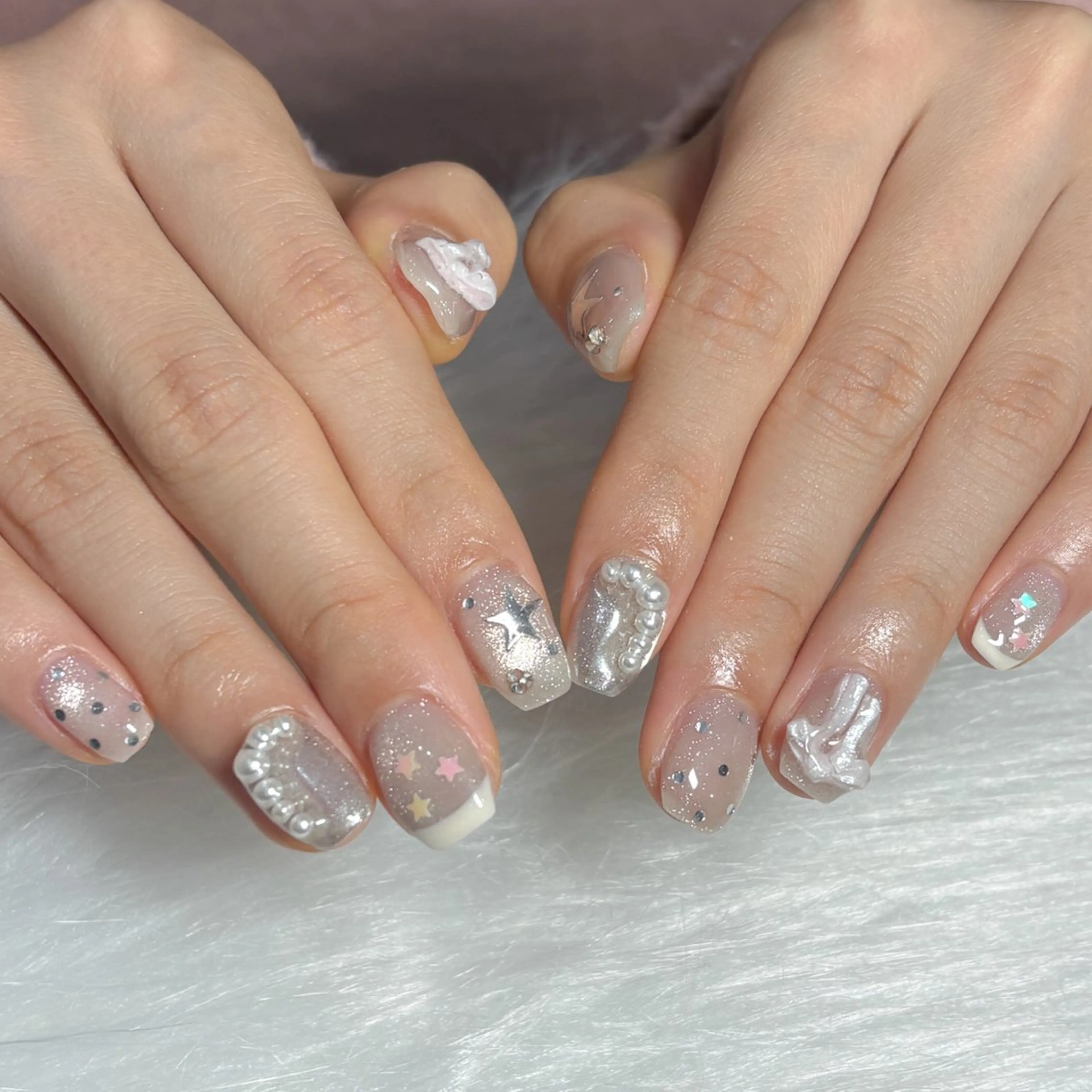 ネイル ハンドネイル LAVISH manaのネイルデザイン