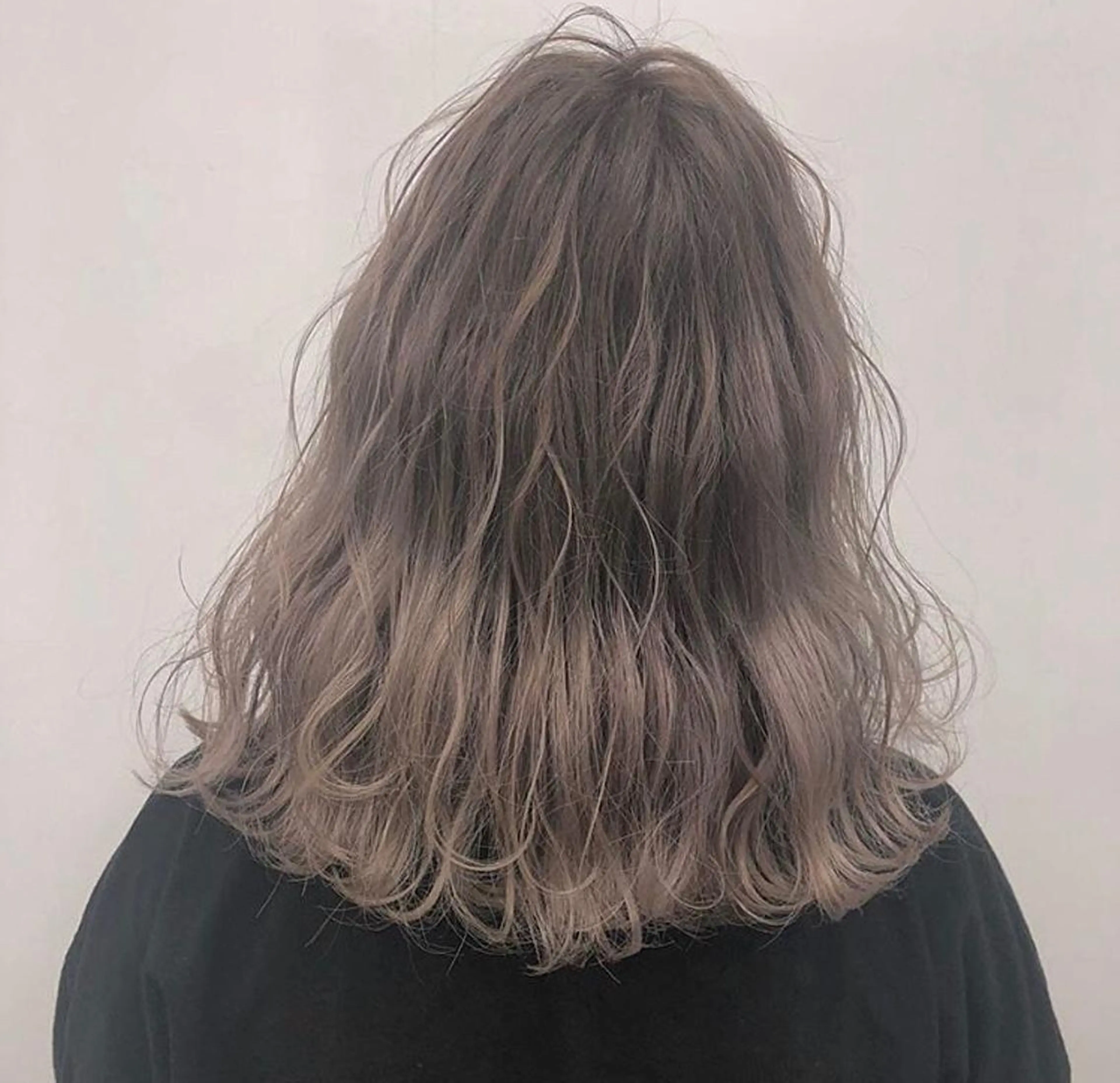 ミディアム naomi (夜間営業受付中★)のヘアスタイル