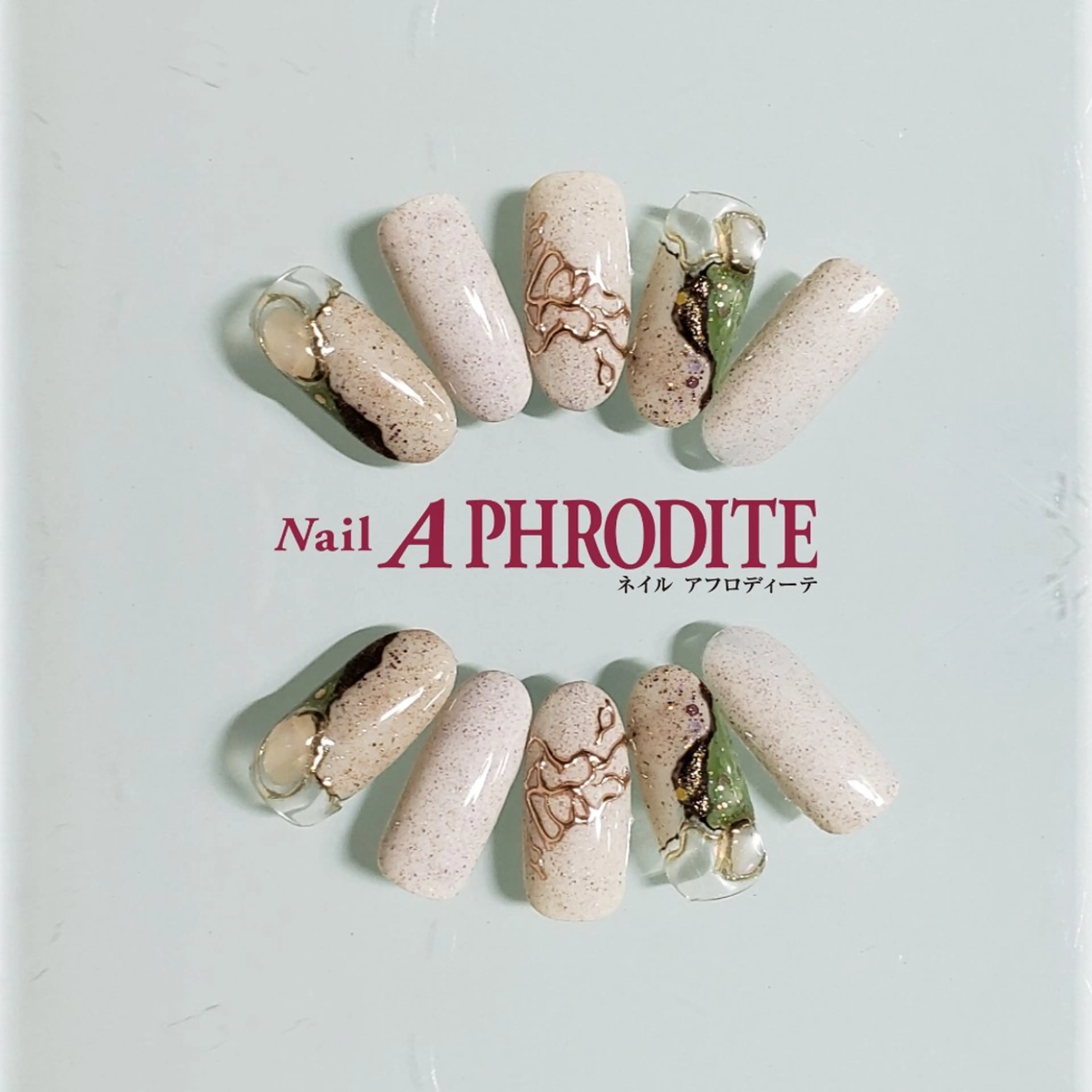 ネイル ジェルネイル ニュアンスネイル スカルプネイル ソフトジェル ネイルチップ ハンドネイル Nail Aphroditeのネイルデザイン