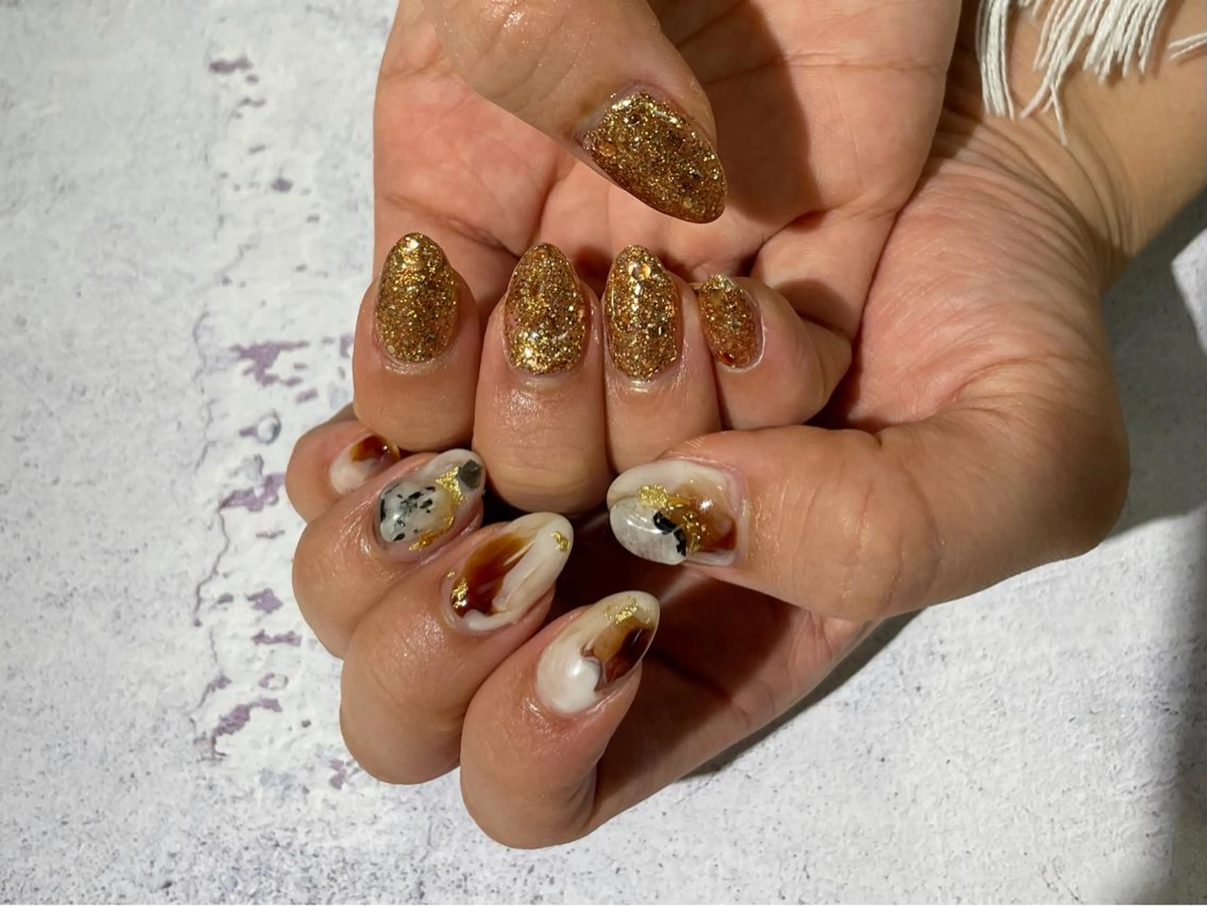 ネイル アートネイル ジェルネイル ラメ(グリッター) ニュアンスネイル ワンカラーネイル nailstudio eviz新宿店のネイルデザイン