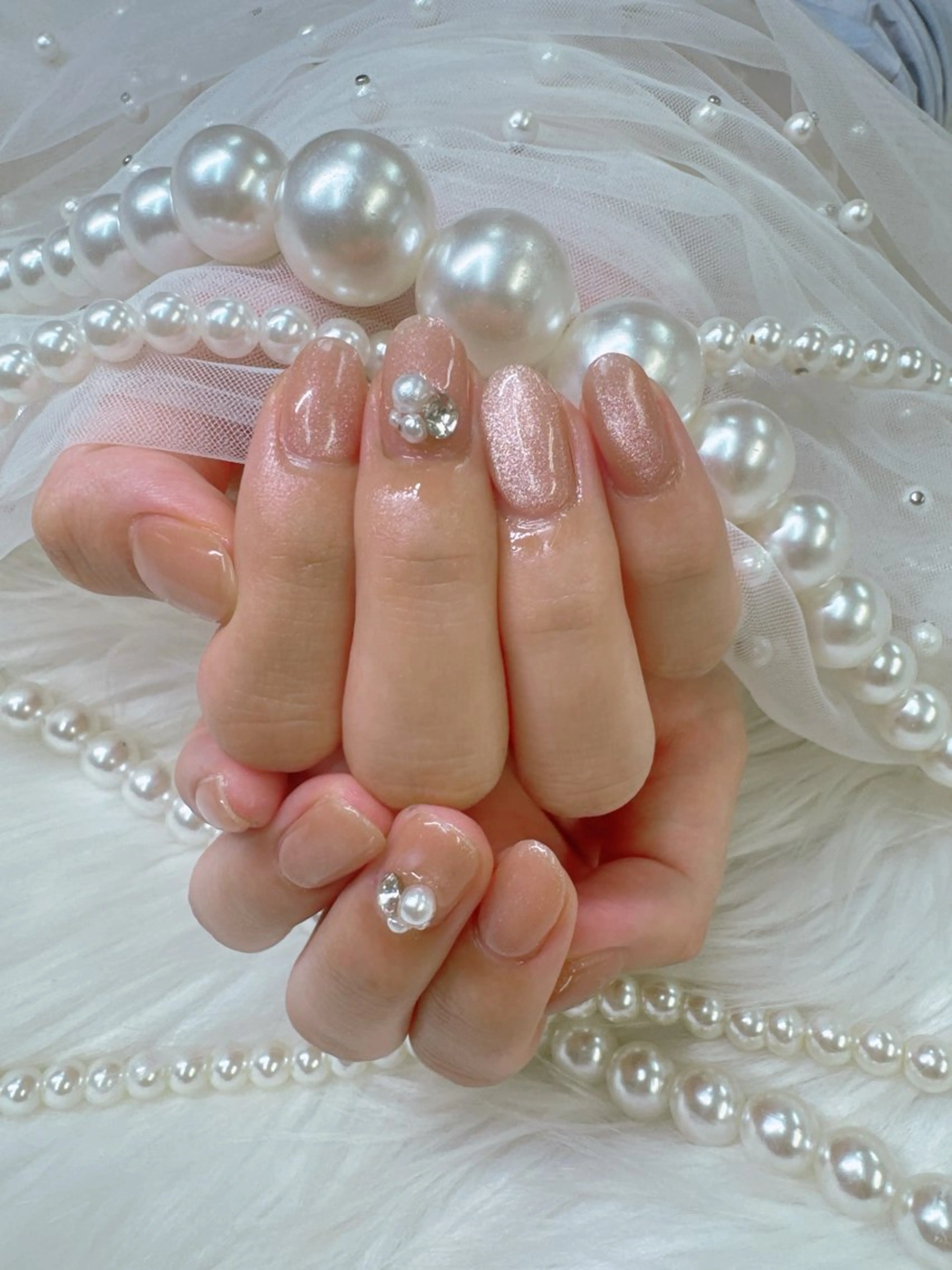 ネイル アートネイル べっ甲ネイル ボルドー チークネイル フレンチネイル ハンドネイル Queeens nailのネイルデザイン