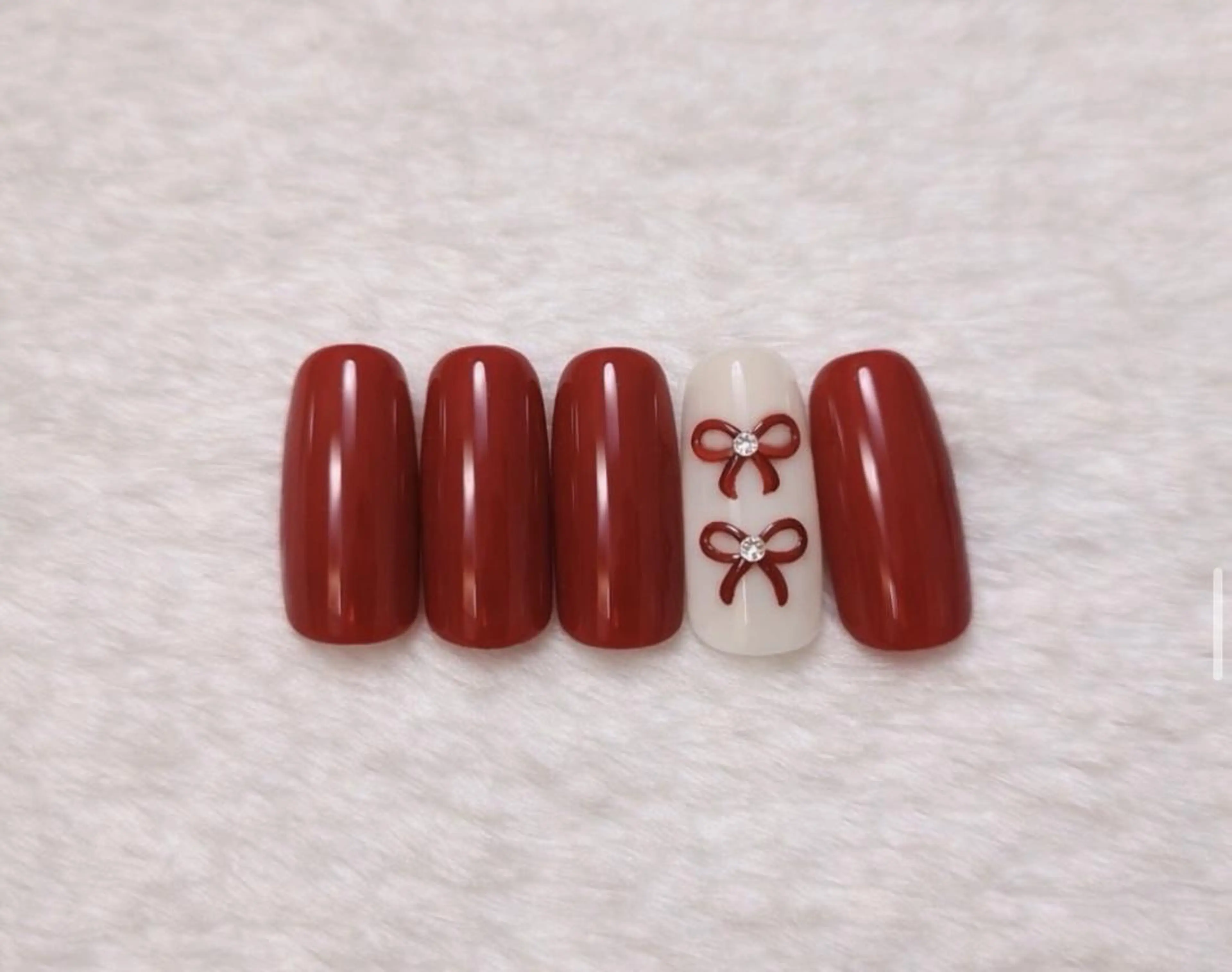 ネイル ハンドネイル CURUMI REBEST 京橋のマツエク・マツパデザイン