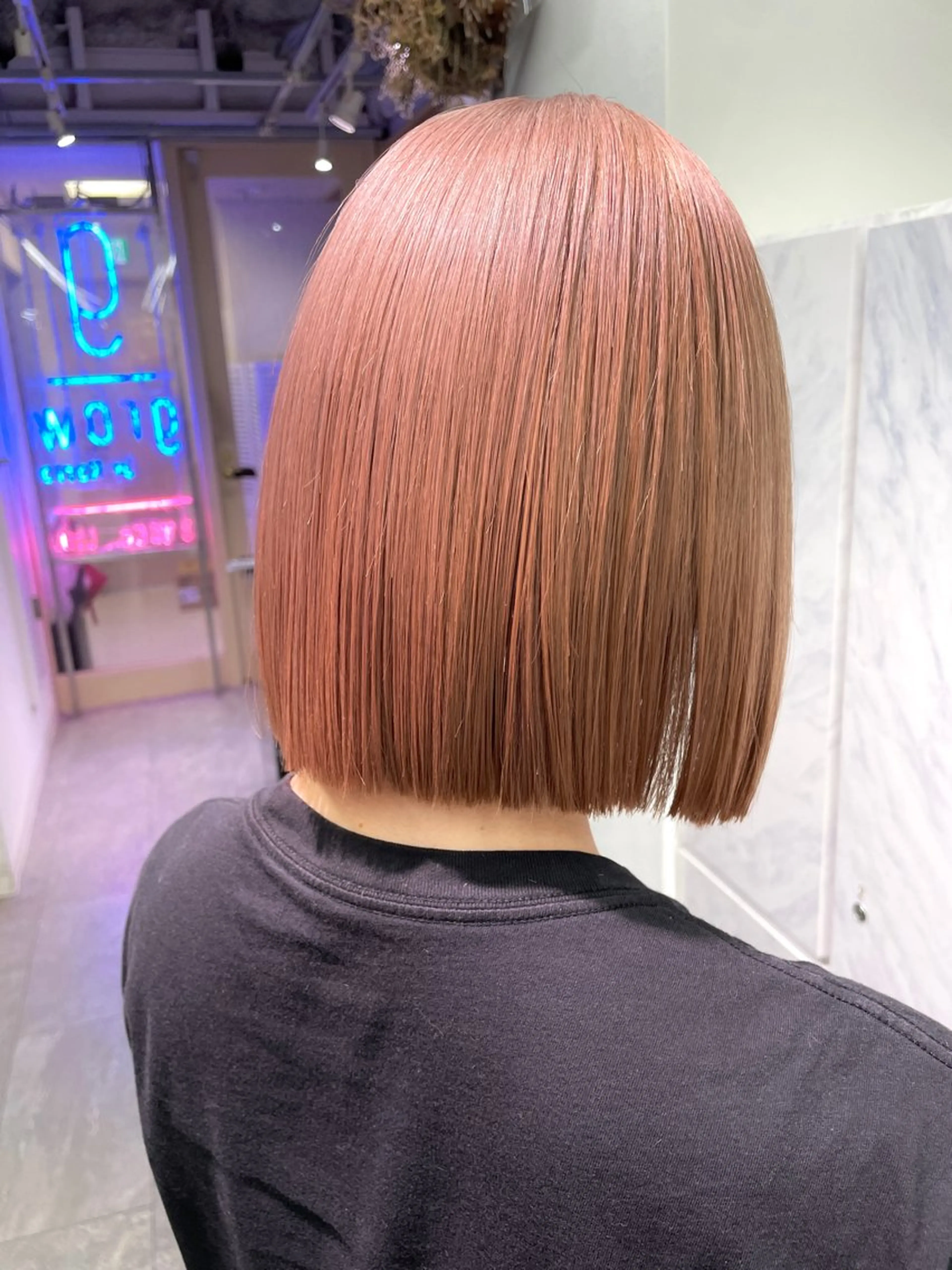 ミディアム カラー ハイトーンカラー ボブ 🪸店長ハイトーン エクステmisakiのヘアスタイル