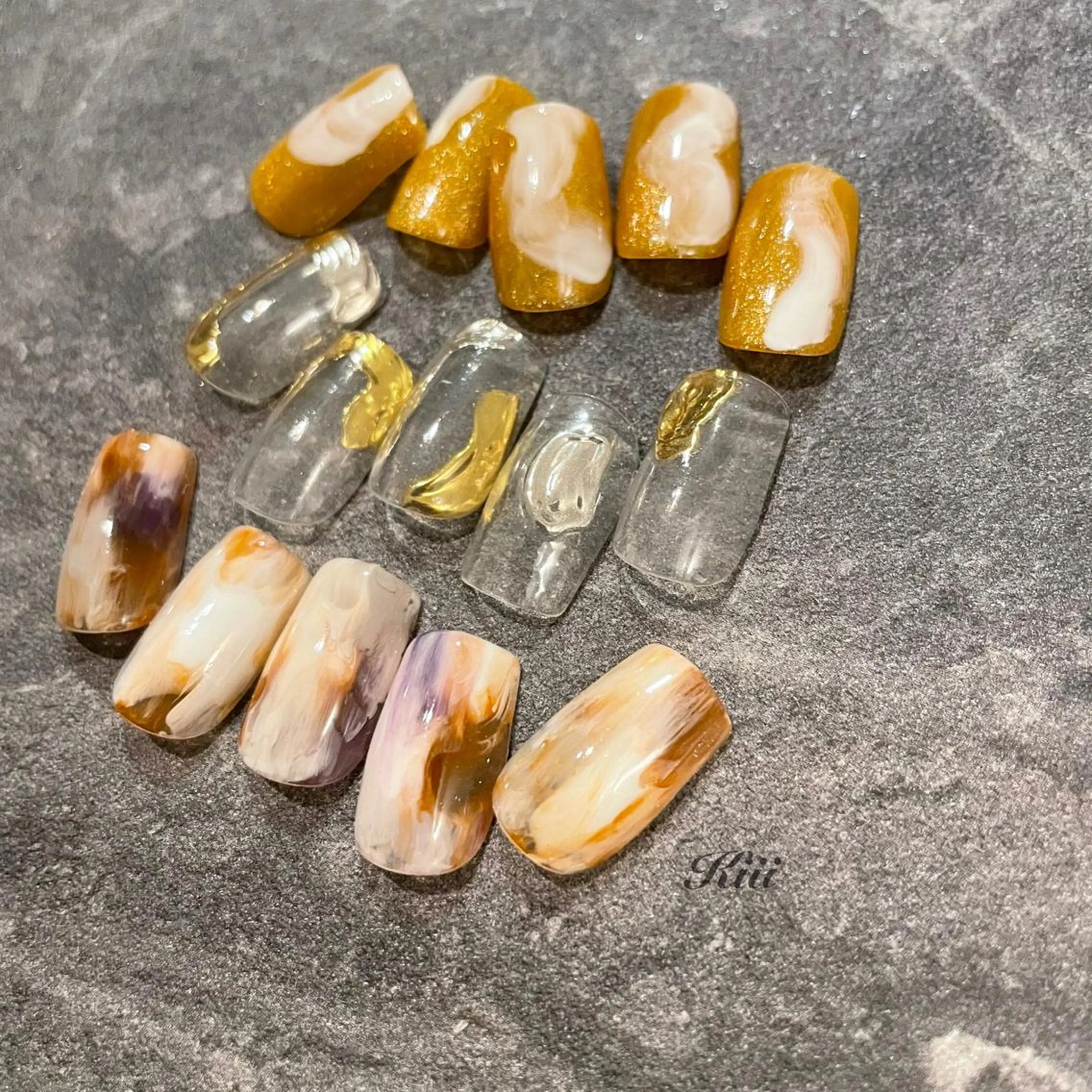 ネイル ハンドネイル フットネイル kiii.__ ✴︎*のネイルデザイン