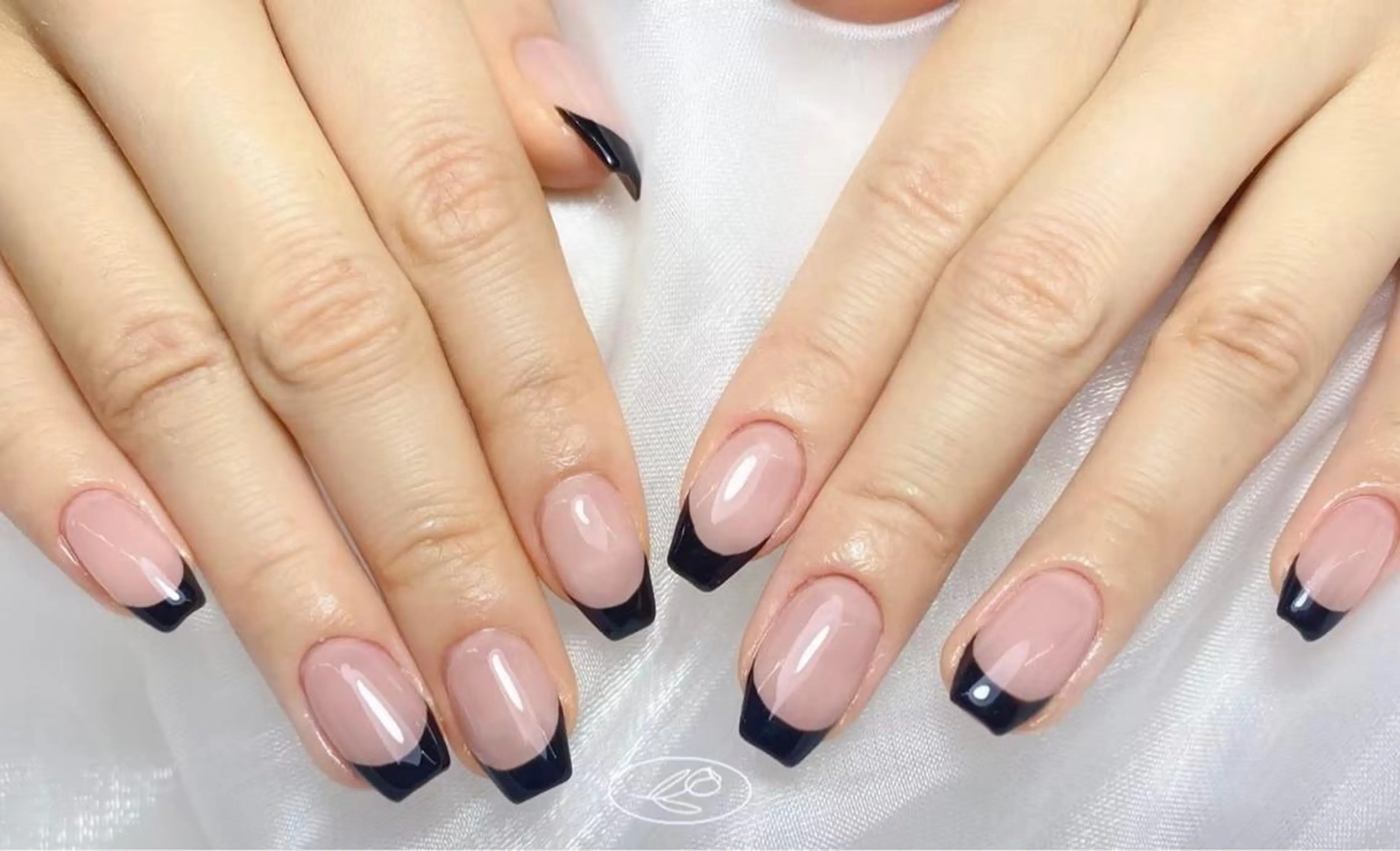 ネイル ハンドネイル ハンドケア FUTURE BEAUTYのネイルデザイン