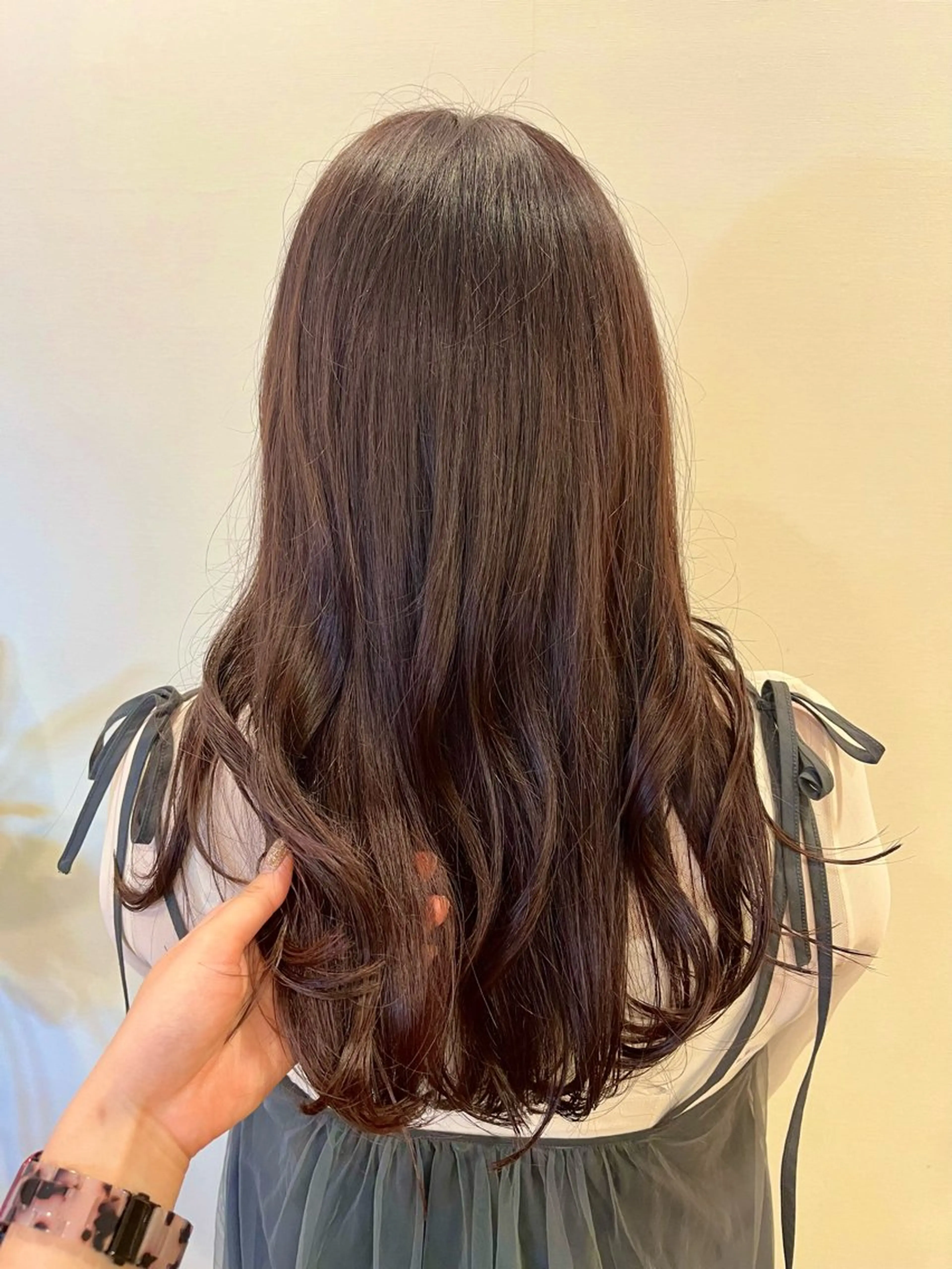 ロング 田中 結月のヘアスタイル