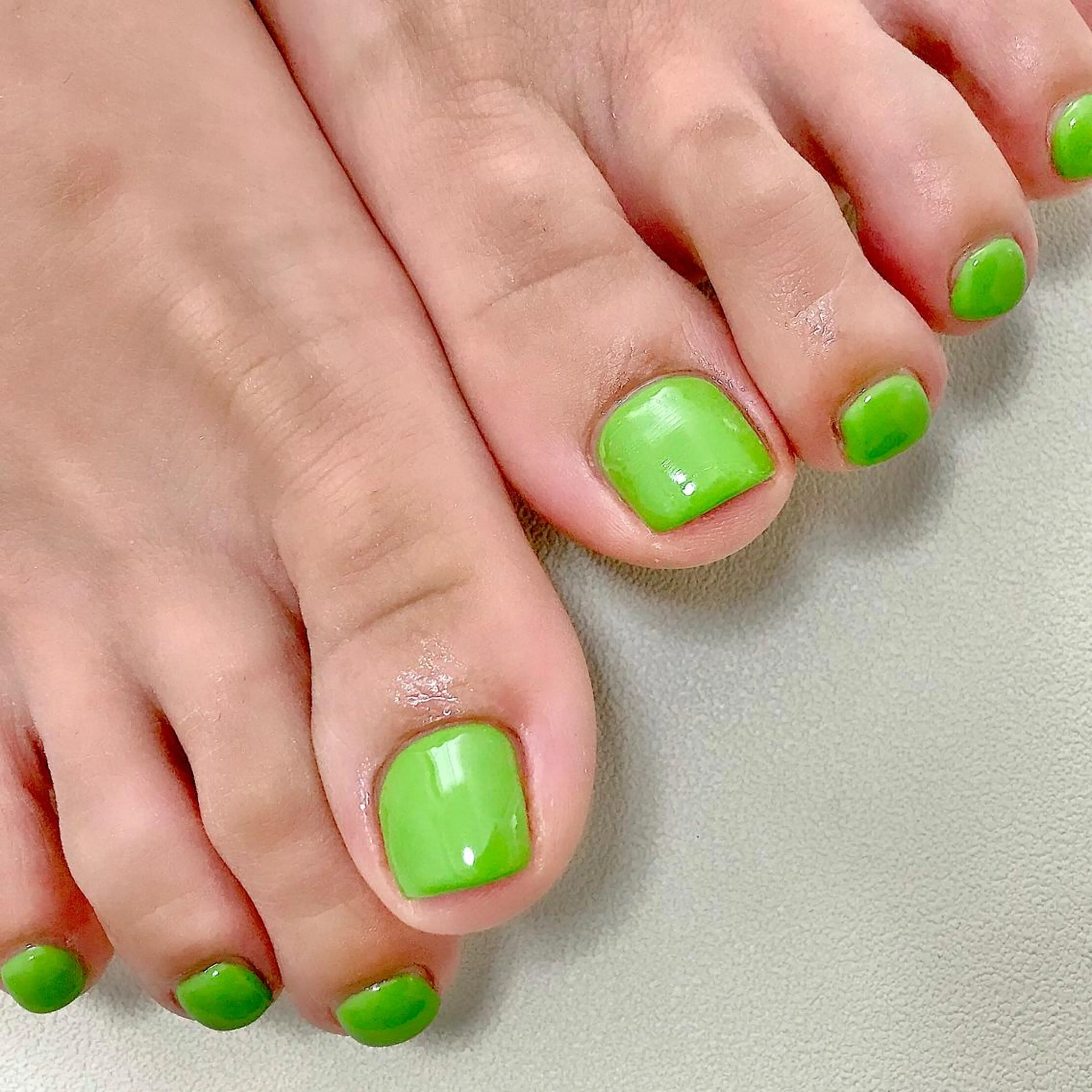 ネイル フットネイル ラメ(グリッター) ラメグラデーション ワンカラーネイル kikinail 溝の口のネイルデザイン