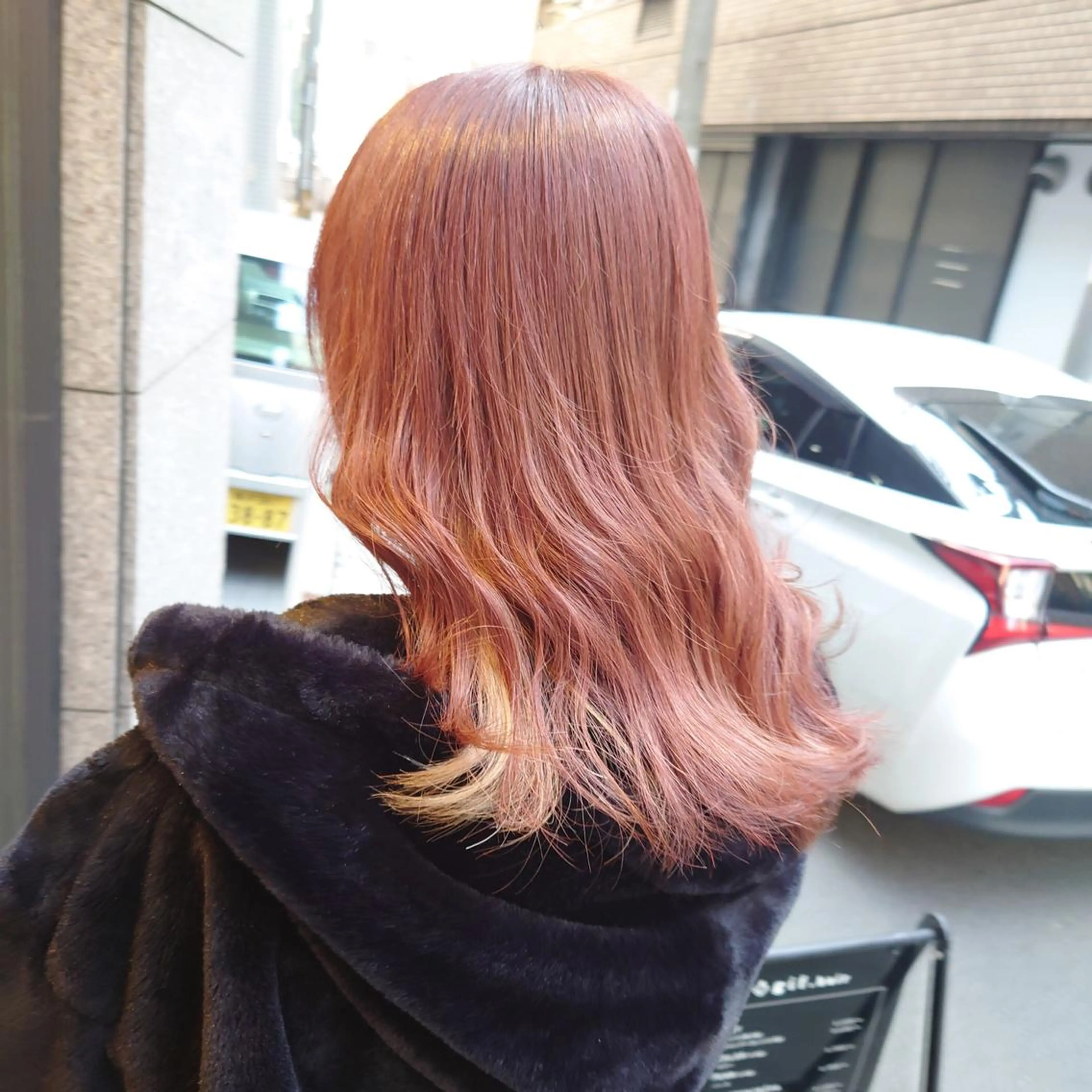 セミロング カラー ピンクカラー 髪質改善ストレート Kantaのヘアスタイル