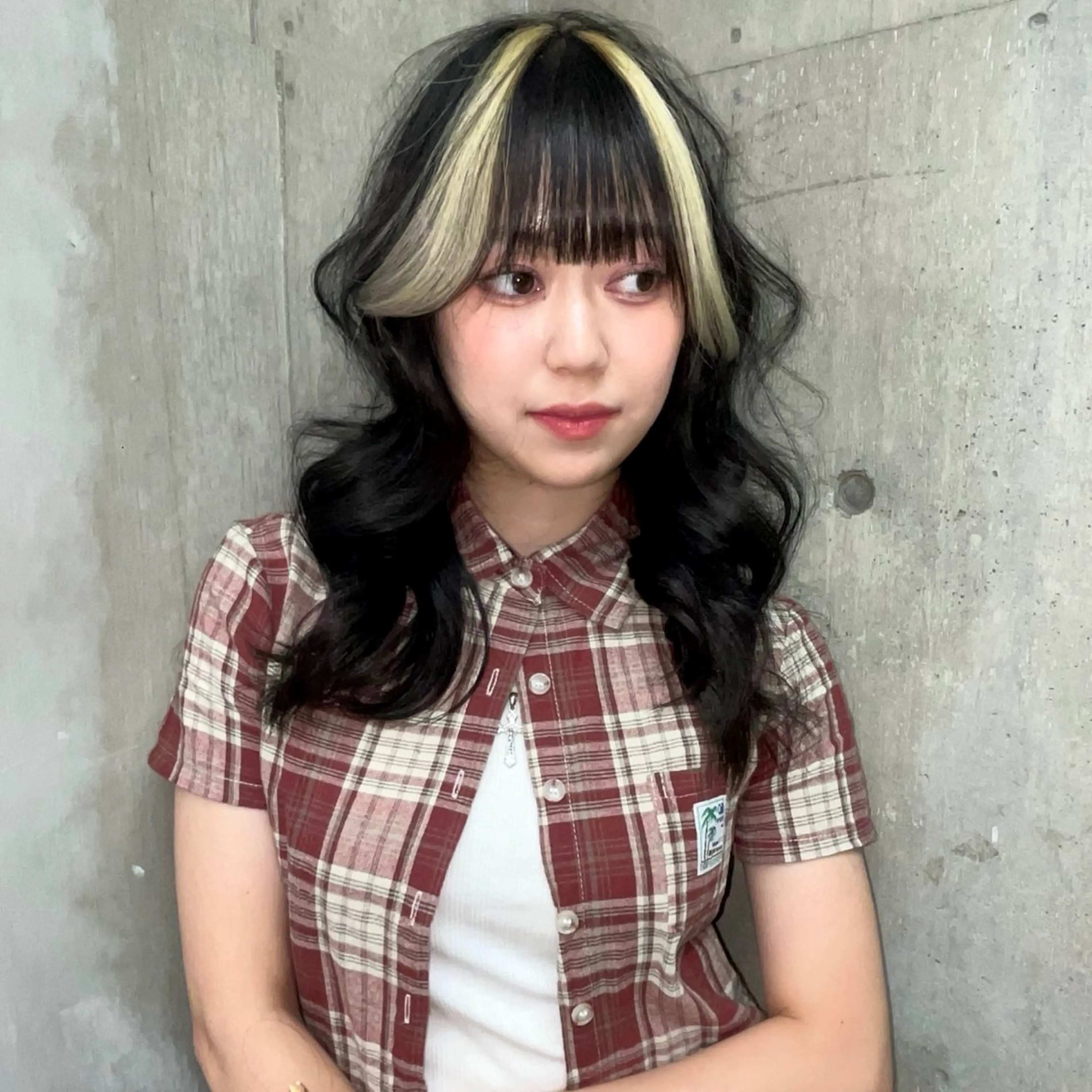 ロング anna 韓国レイヤ ー/ ハッシュカットのヘアスタイル