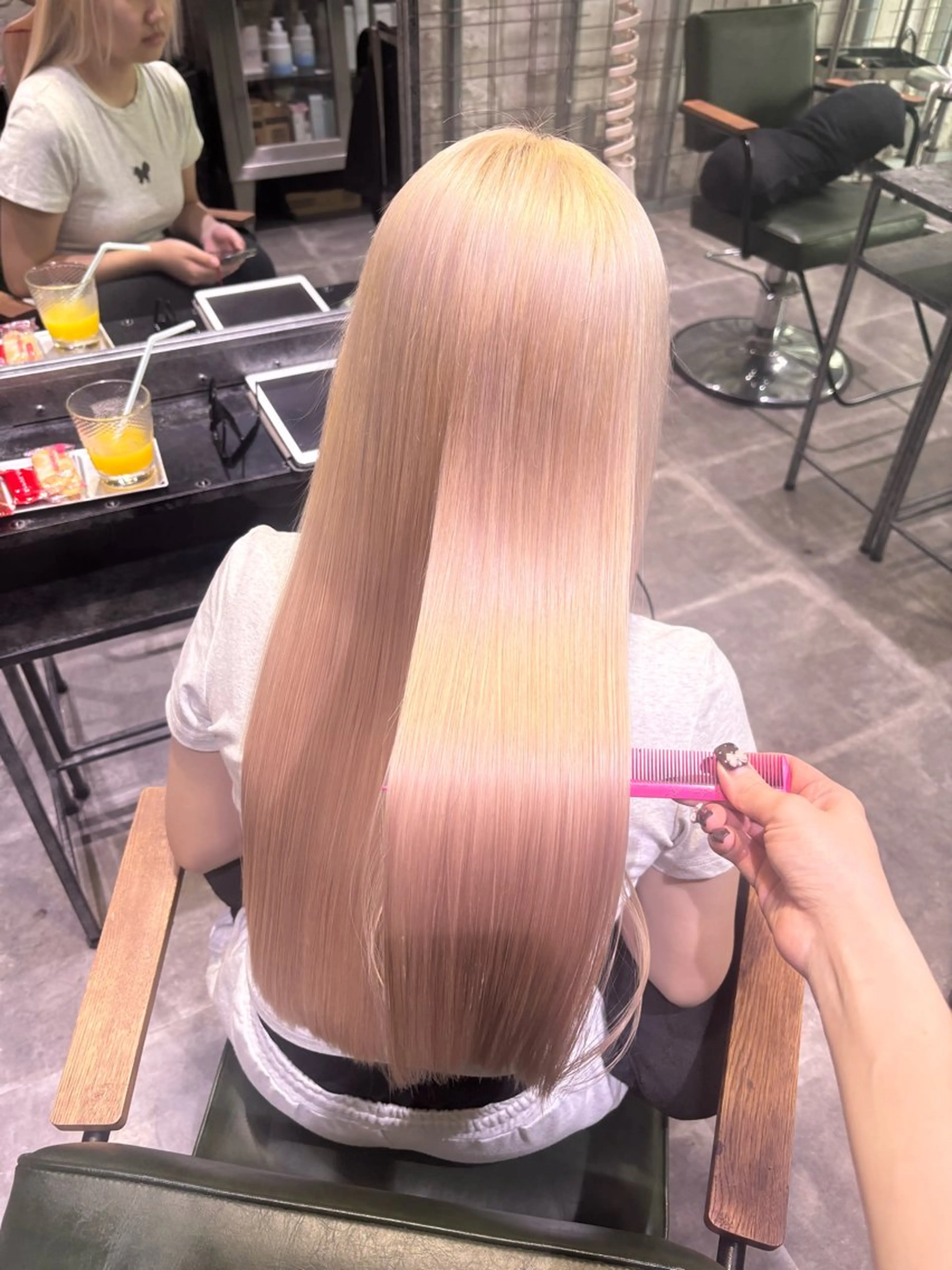 🌈ダブルカラー(ブリーチ込)の写真