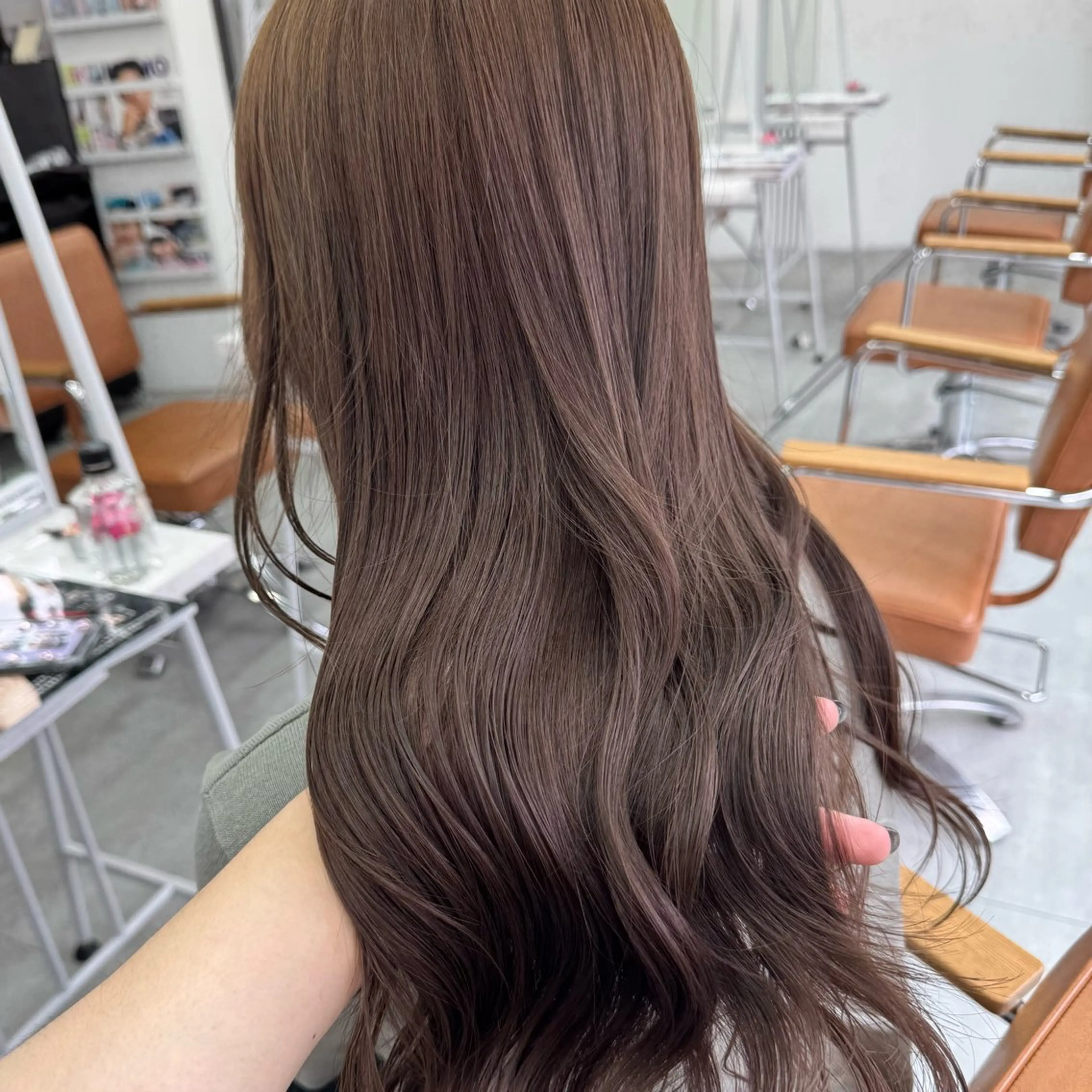 ロング カラー ヘアアレンジ ヘアカラー ブリーチなしカラー /新百合ヶ丘/安形翔のヘアスタイル