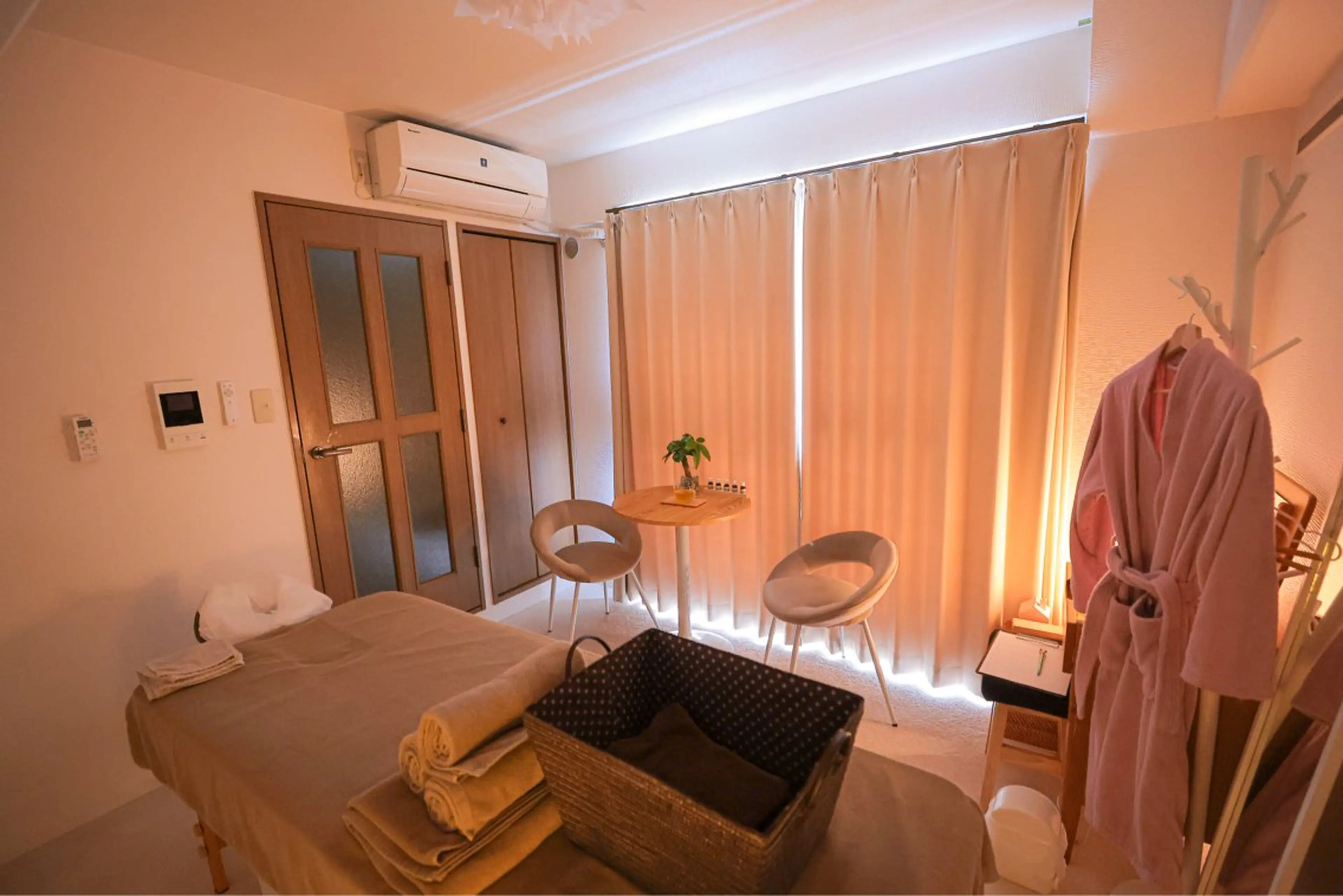 アロマホットストーン 【ル・プランジェ】のエステ・リラクイメージ