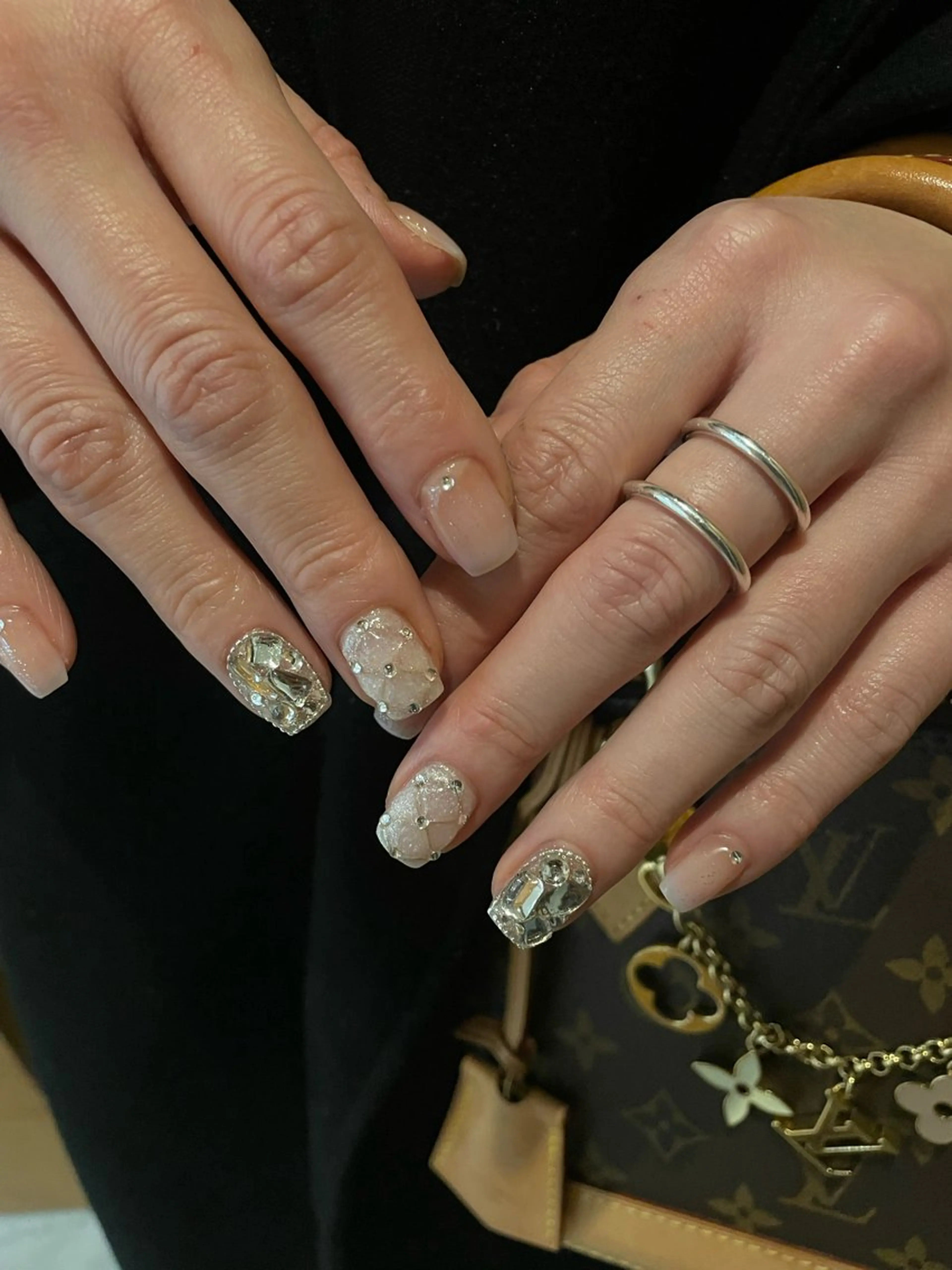 ネイル ハンドネイル フットネイル with hues所属・with hues AYAのネイルデザイン