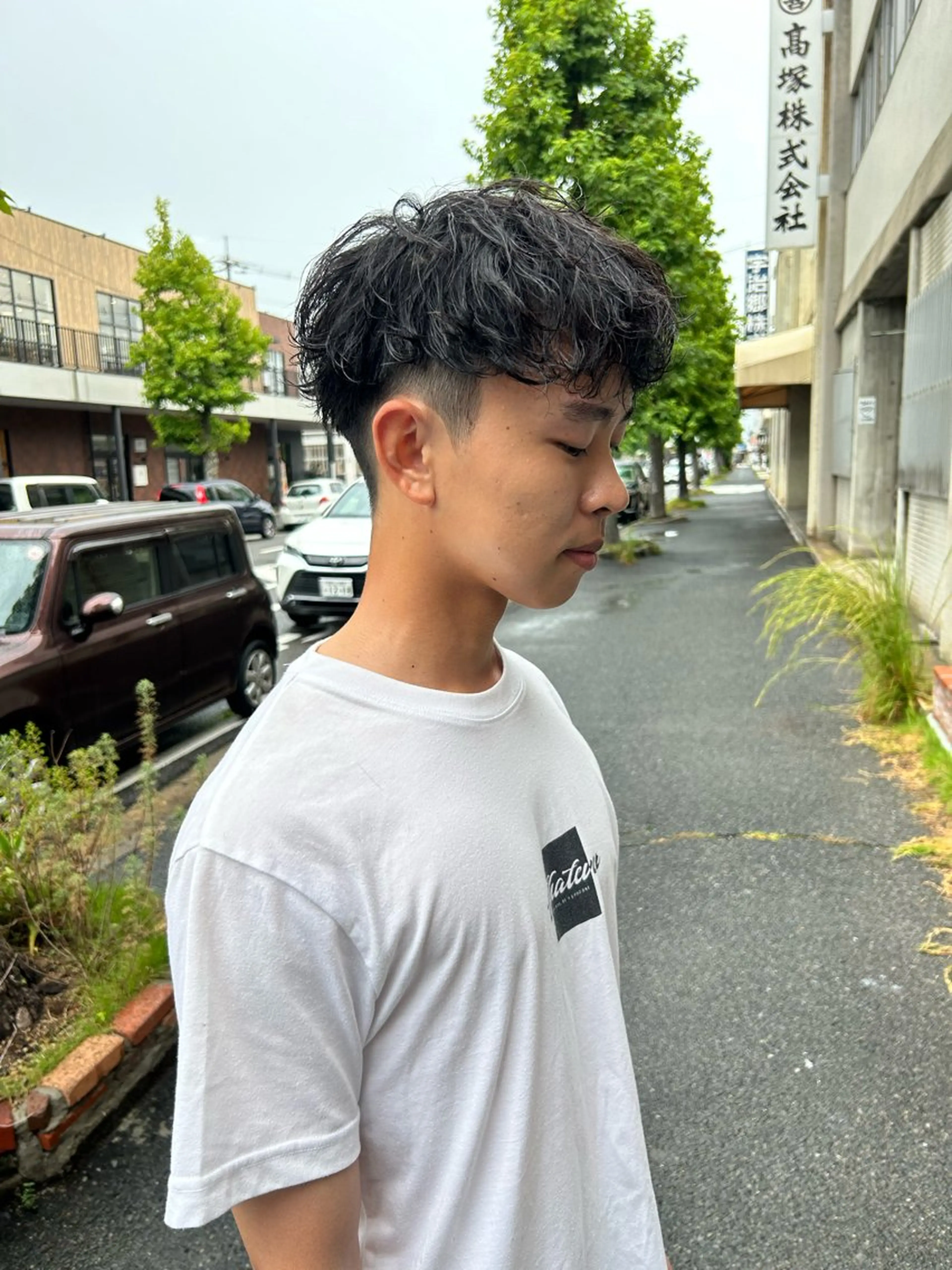 ミディアム カット パーマ 問屋町chapter 日笠快生のヘアスタイル