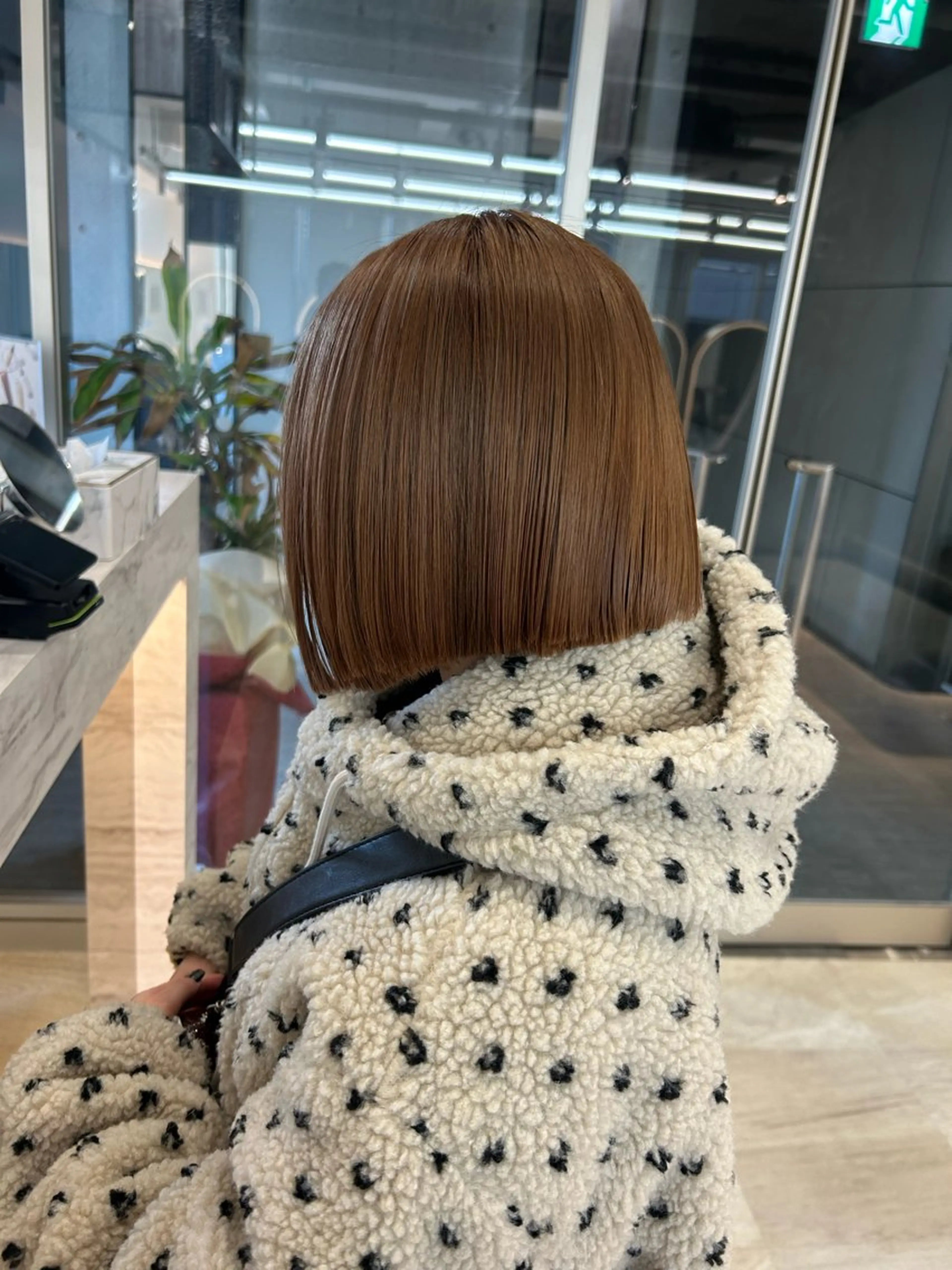 ミディアム カット ヘアカラー トリートメント Shousui Mutsumiのヘアスタイル