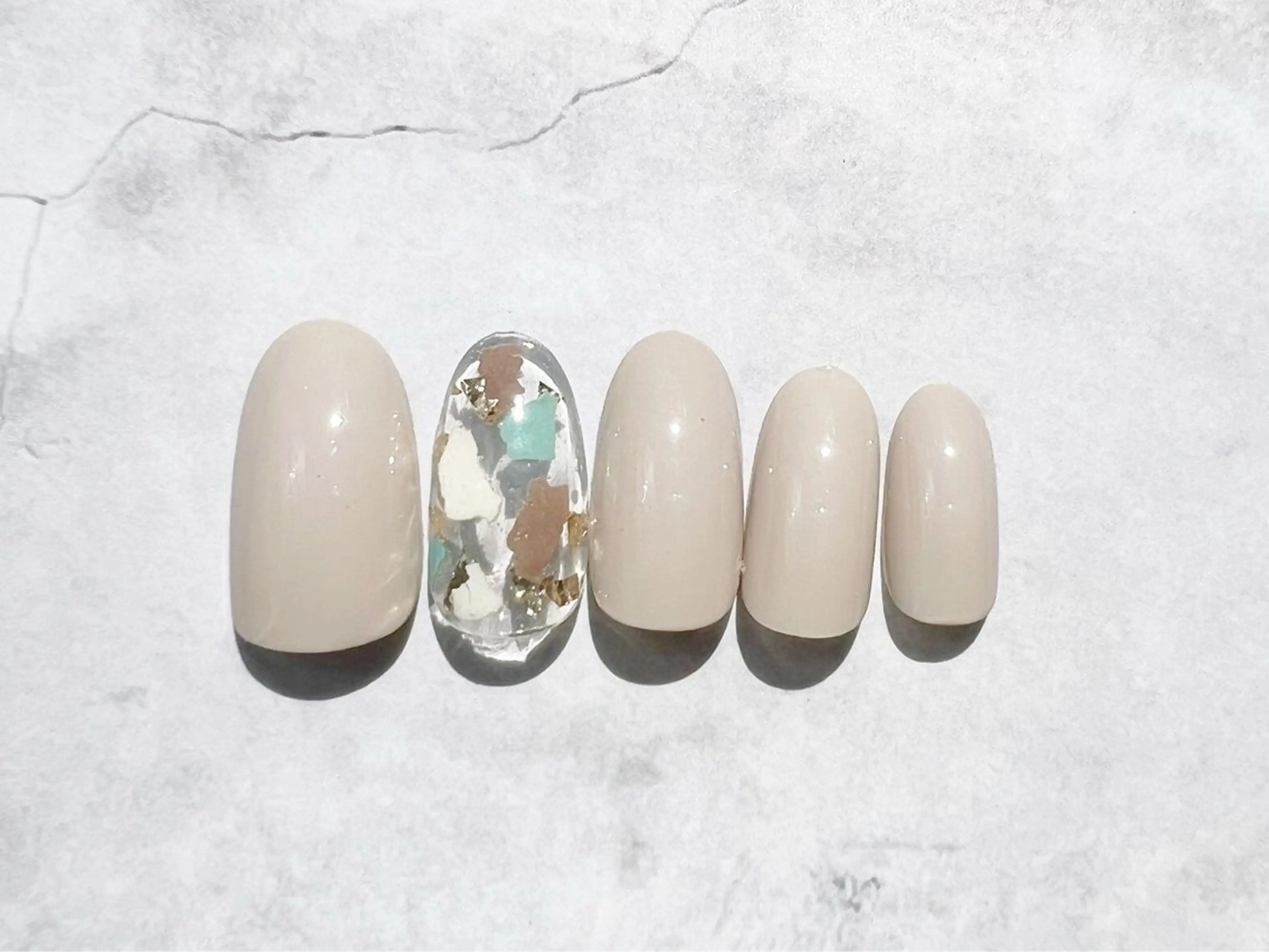 ネイル LisBlanc ATSUKOのネイルデザイン