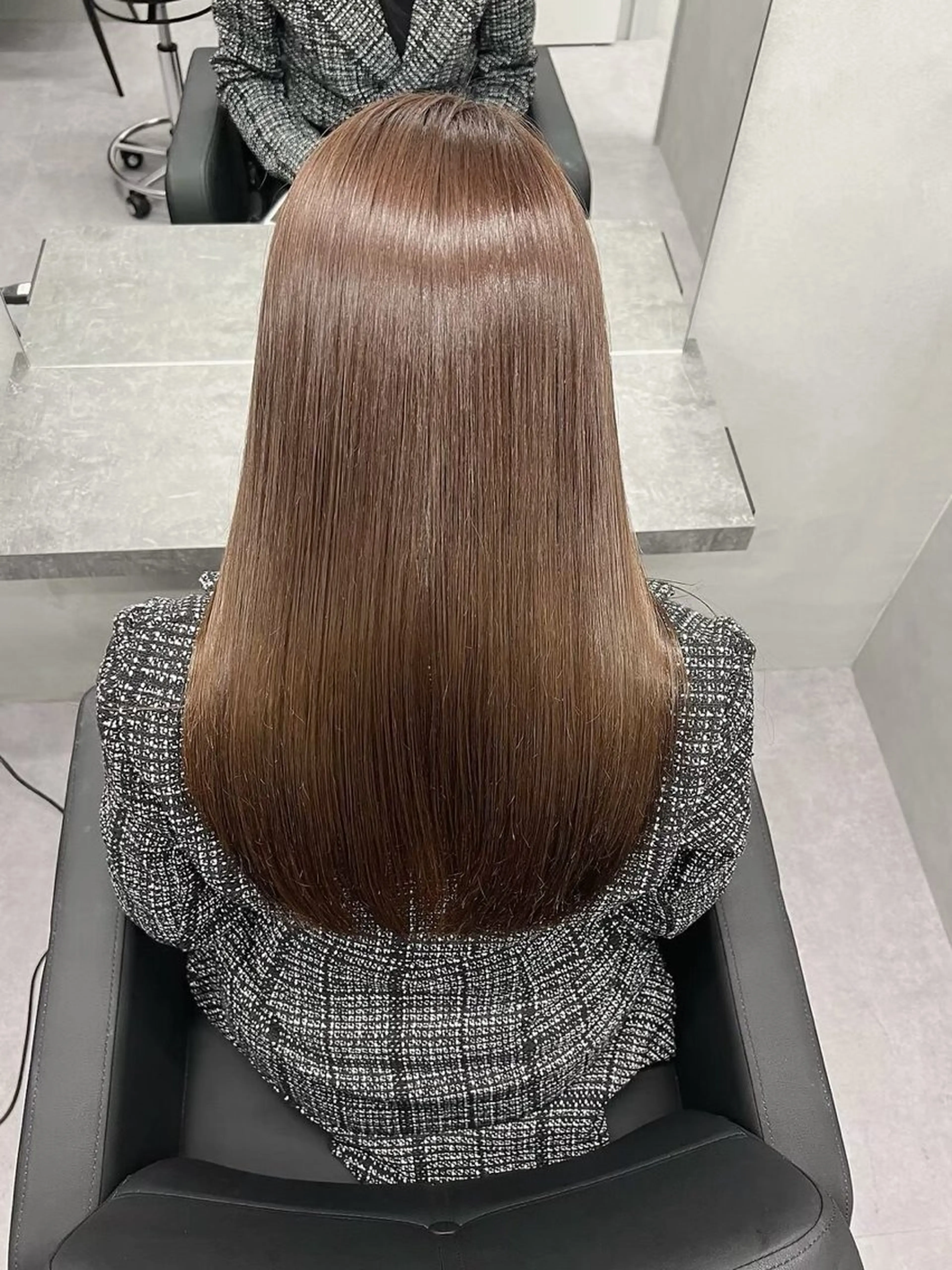 ロング カラー 江坂 mikuのヘアスタイル