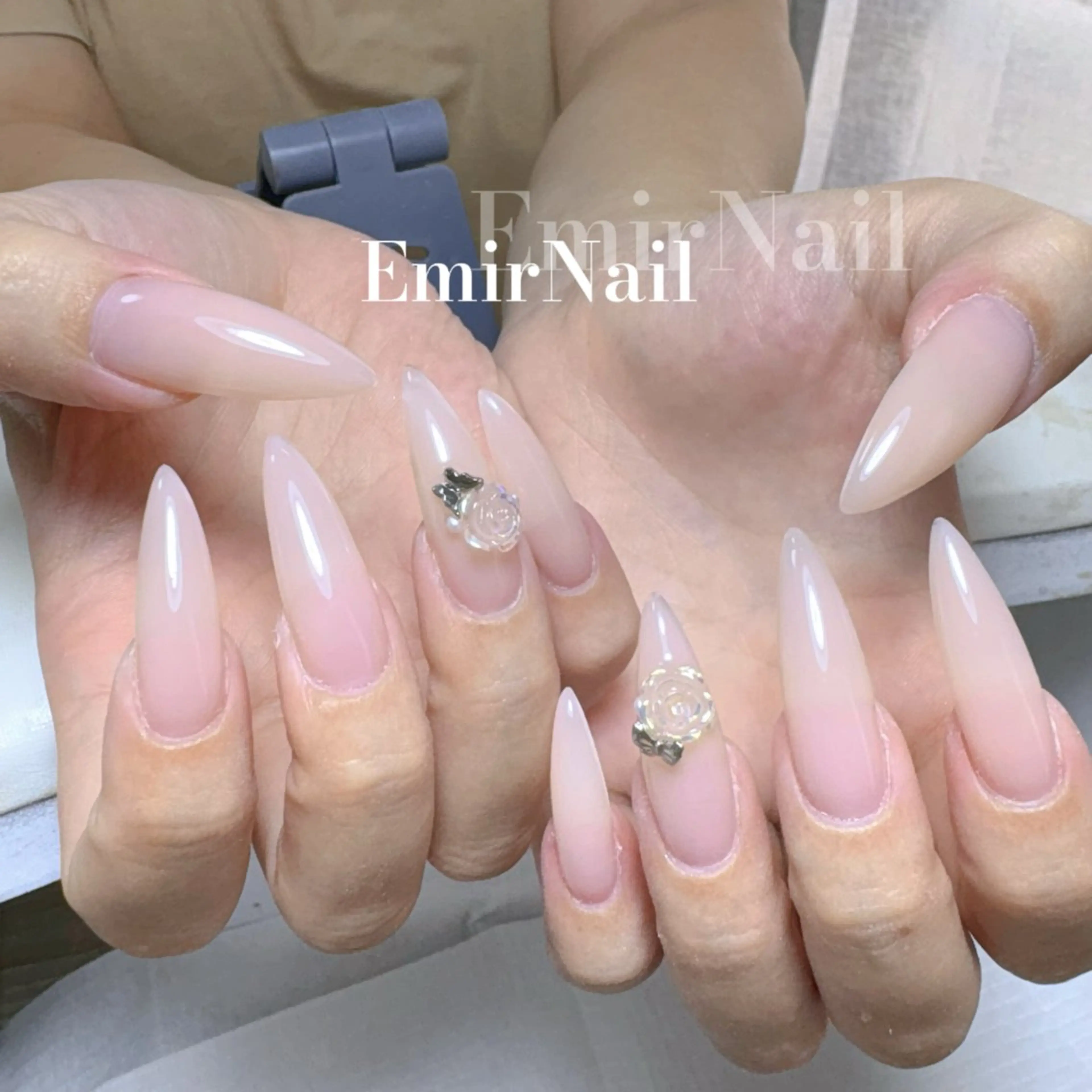 オフ無料🫶🏻ワンカラーネイル💅チップ長さだし10本の写真