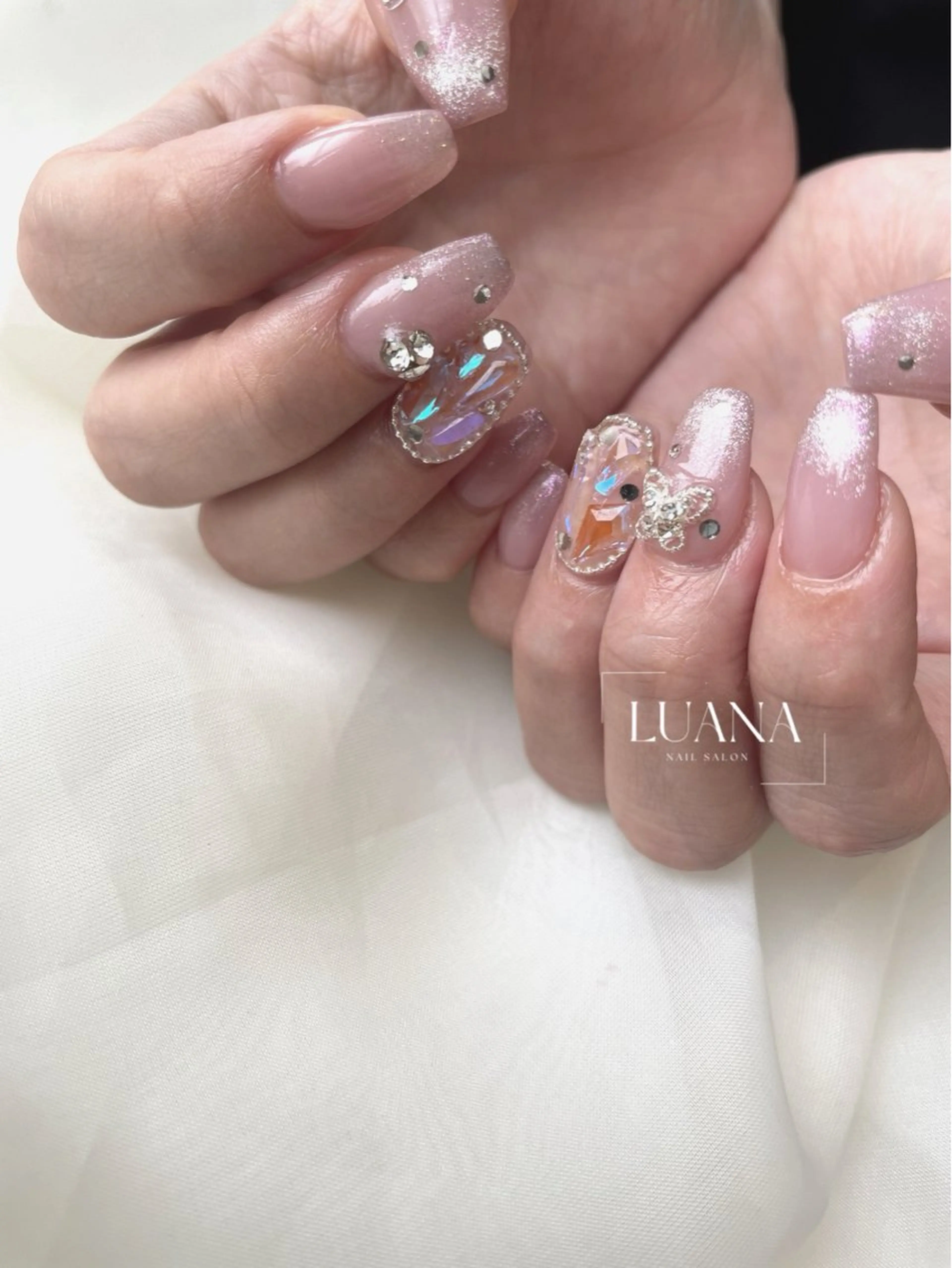 ネイル Nail Salon Luanaのネイルデザイン