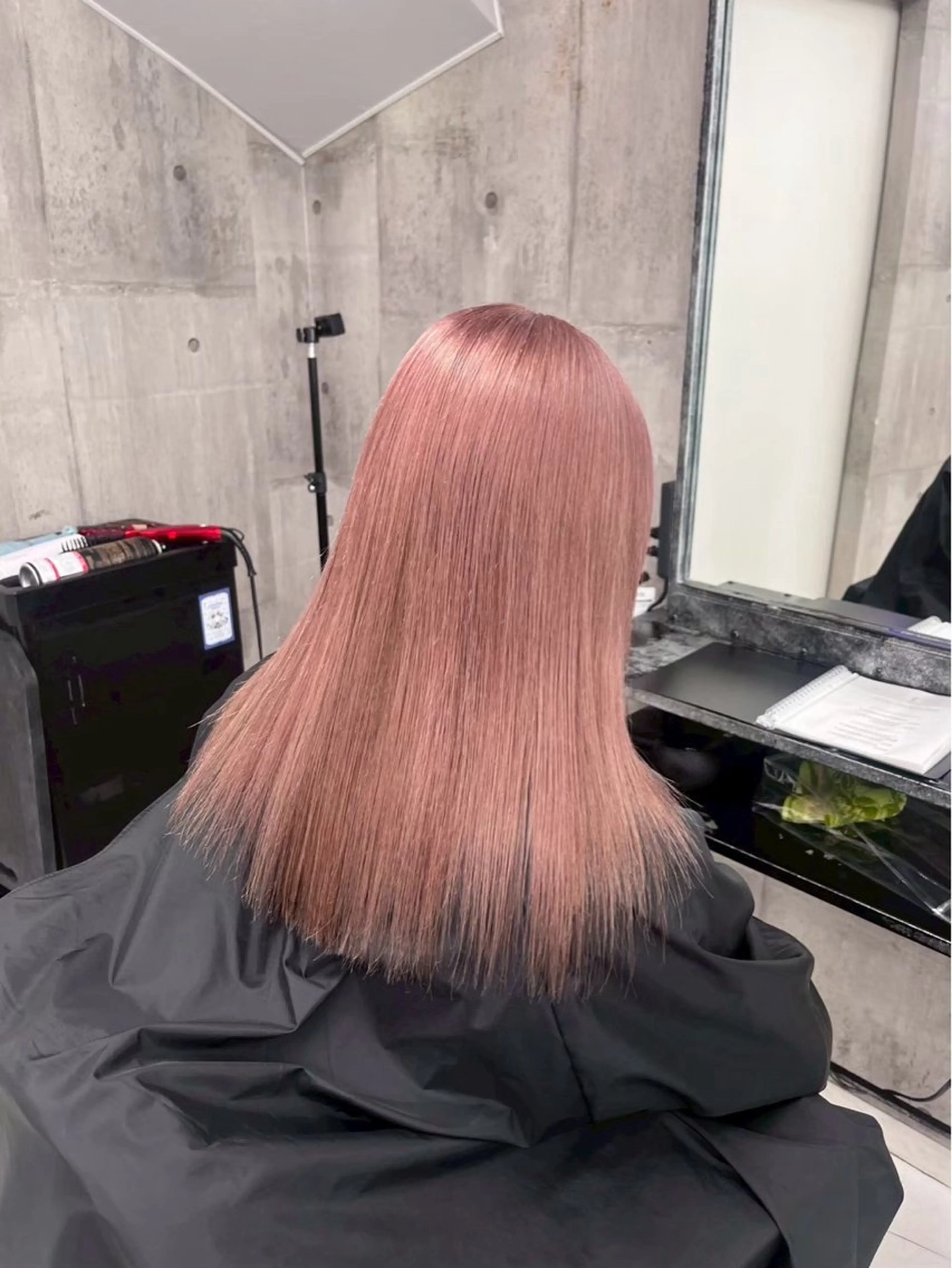 カラー ❄️【透明感カラー】 カノ❄️のヘアスタイル