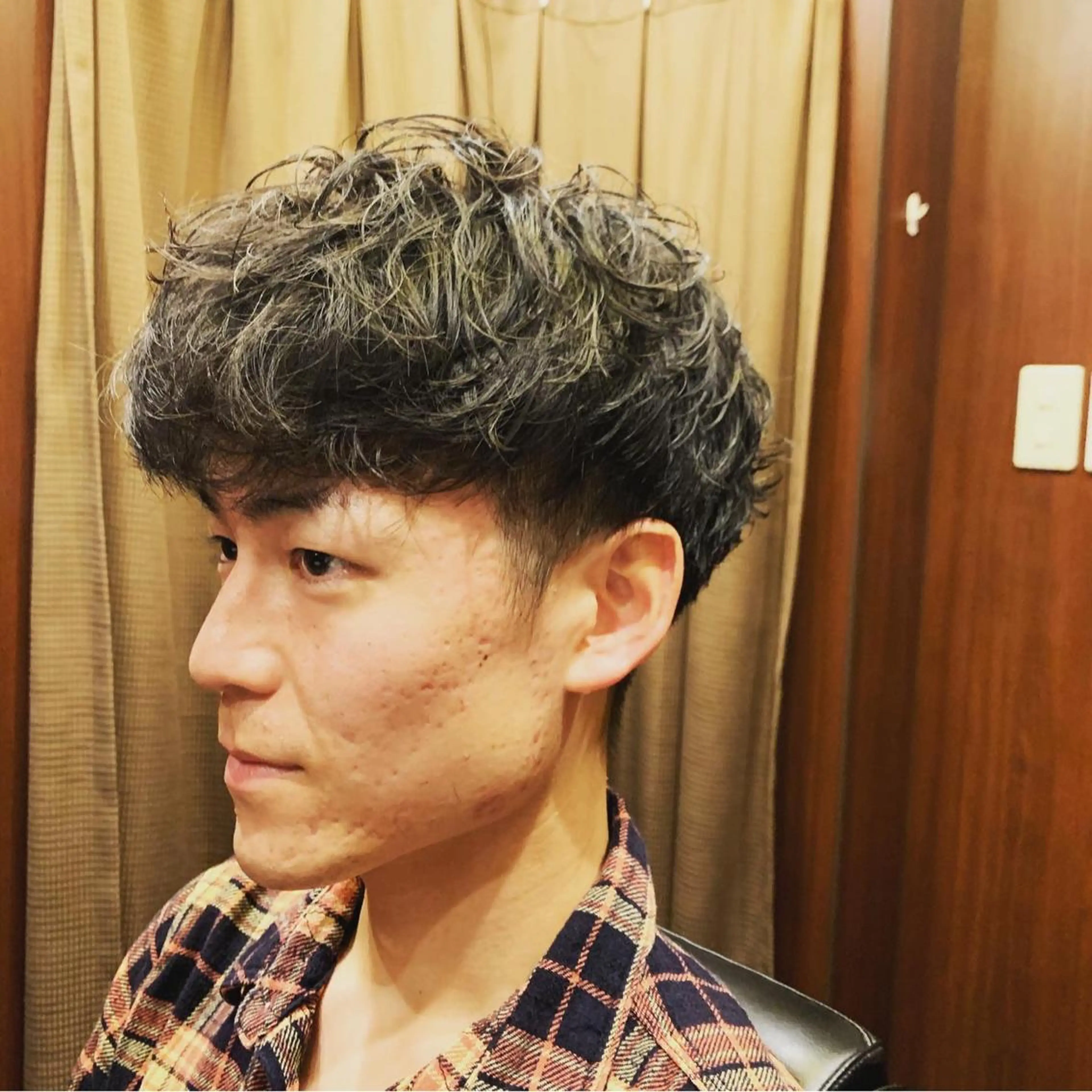 ショート パーマ メンズ ひらお あおとのヘアスタイル