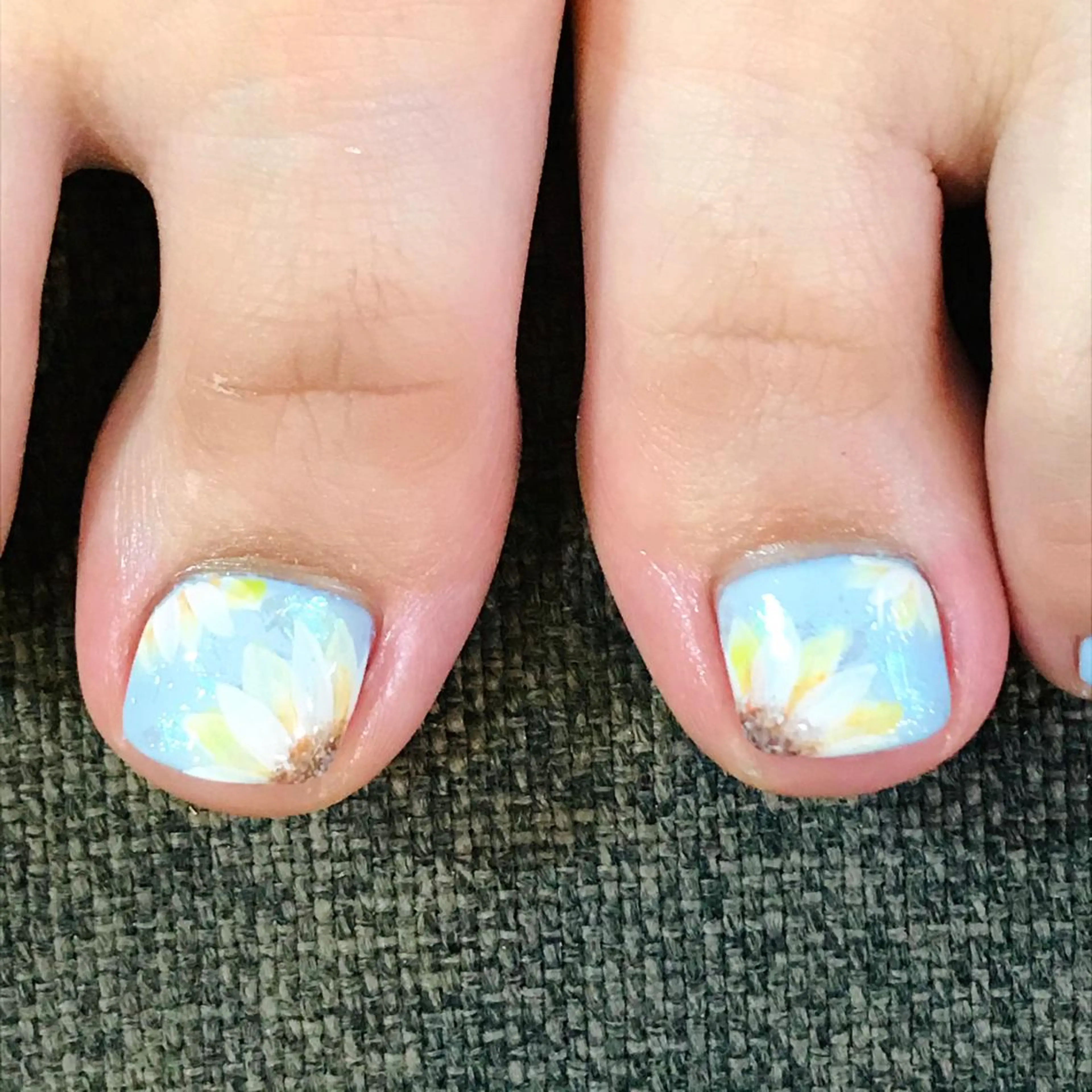 ネイル フットネイル VOGUE ×SWANのネイルデザイン