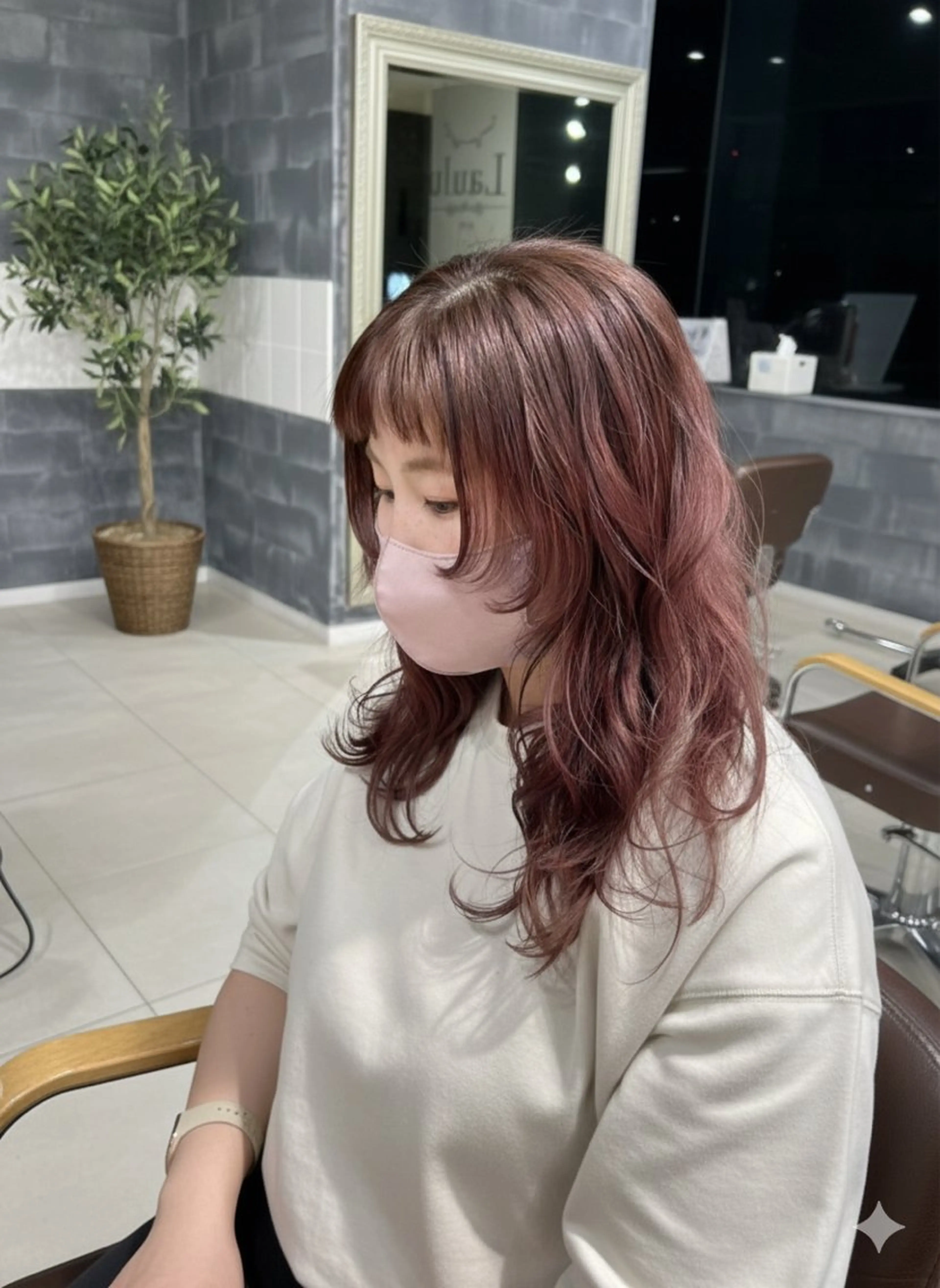 ロング カラー ブリーチ レイヤーカット カット ヘアカラー トリートメント レイヤー職人・ 似合せ美容師そうまのヘアスタイル