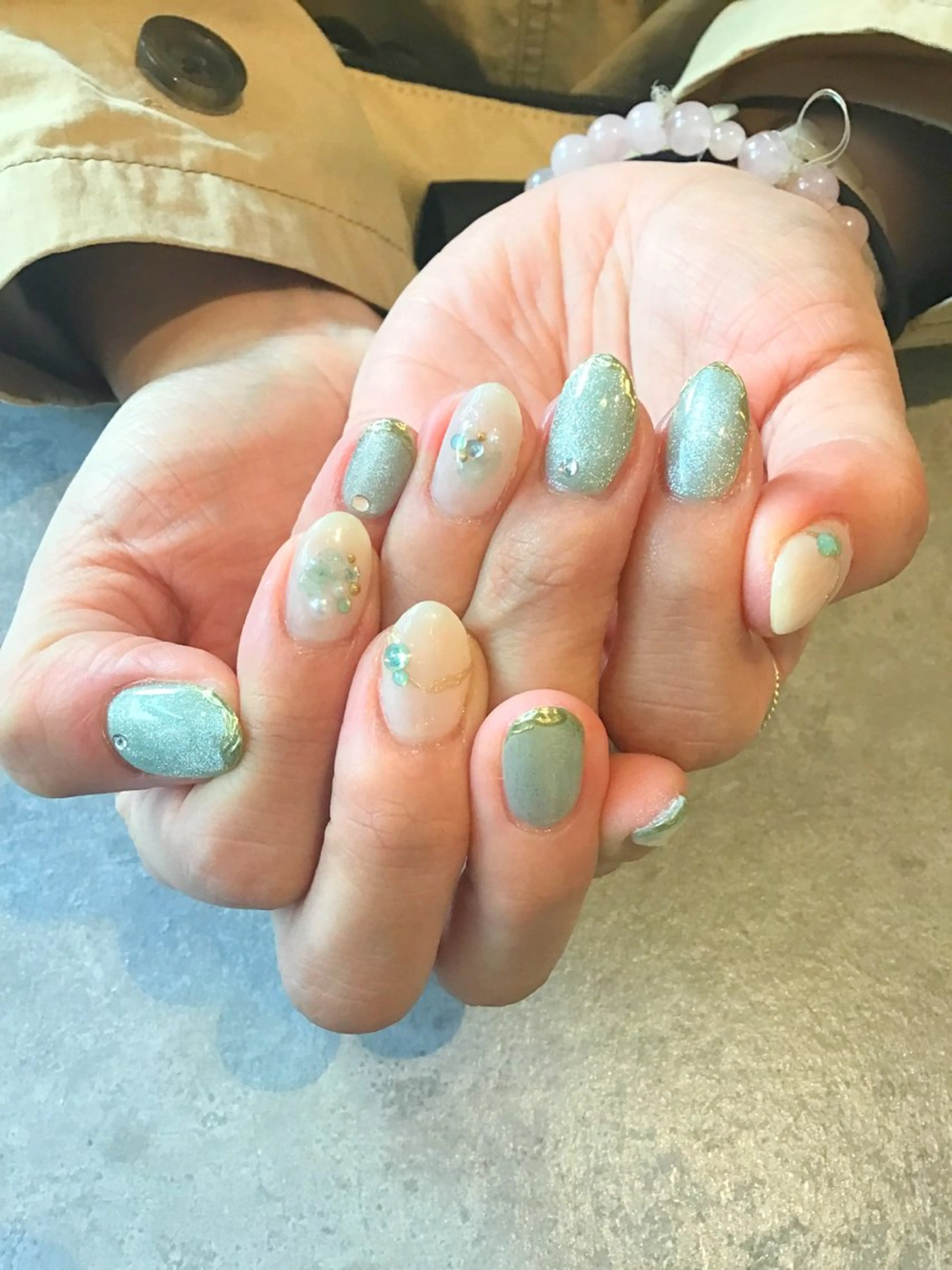 ネイル アートネイル シンプルネイル Nest 岩崎のネイルデザイン